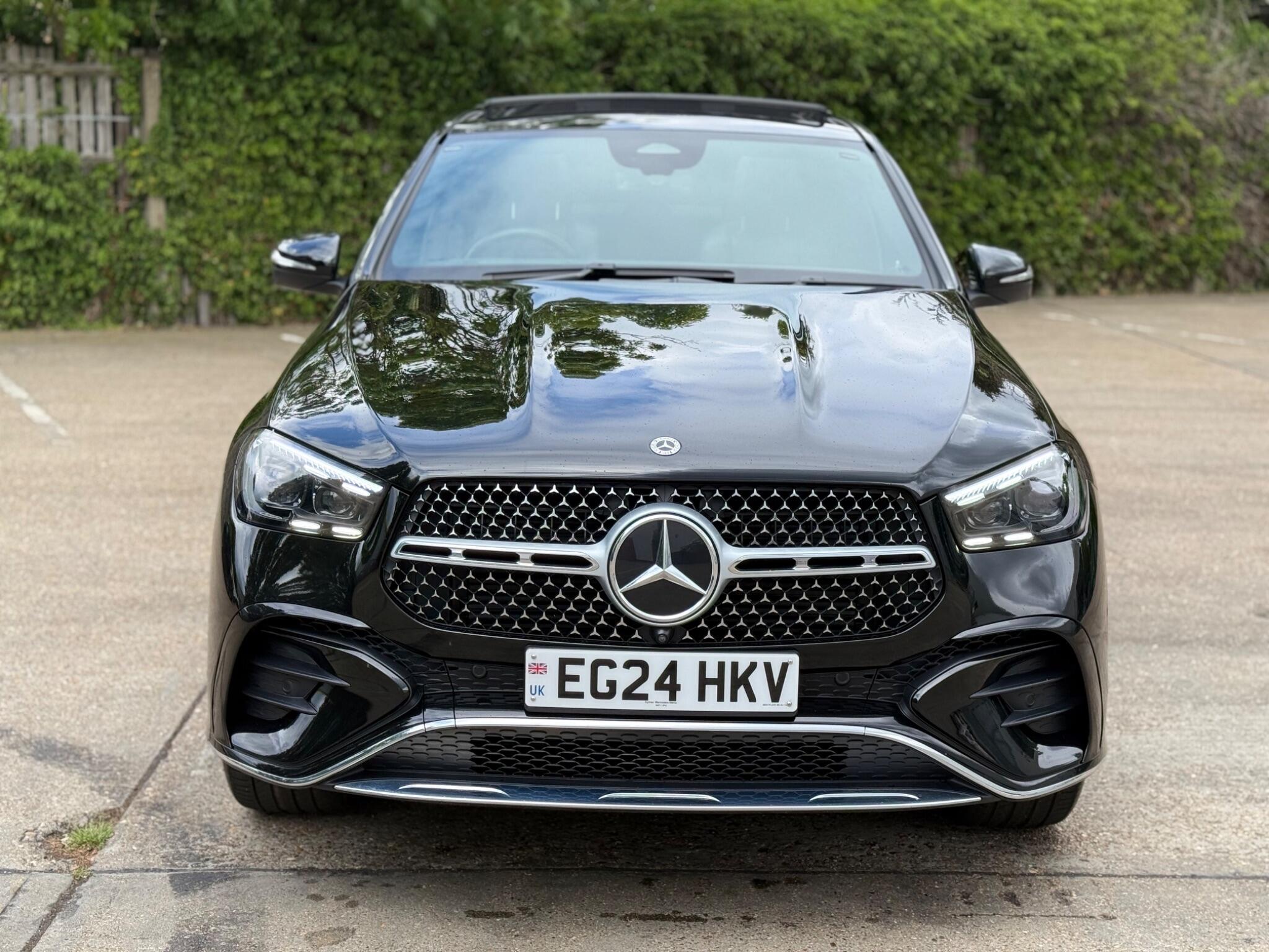 Mercedes-Benz GLE view 3