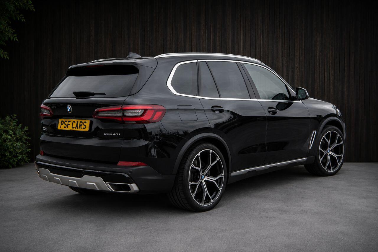 BMW X5 view 11