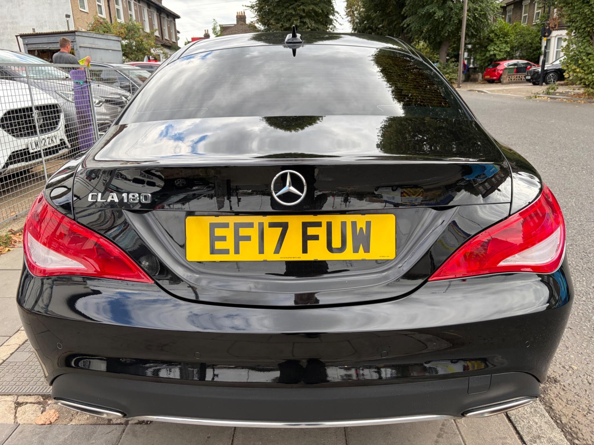 Mercedes-Benz Cla view 21