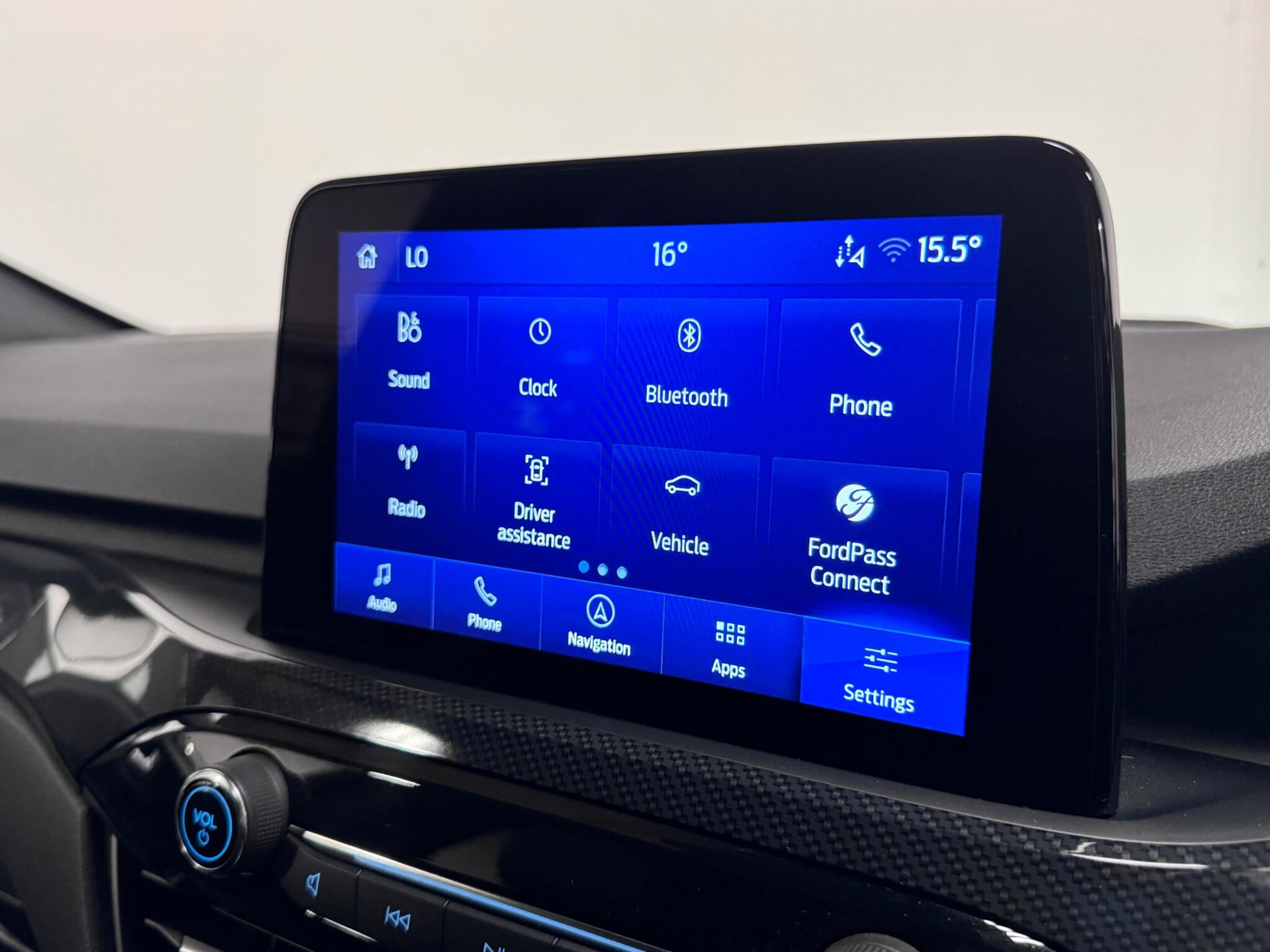 Ford Kuga view 44