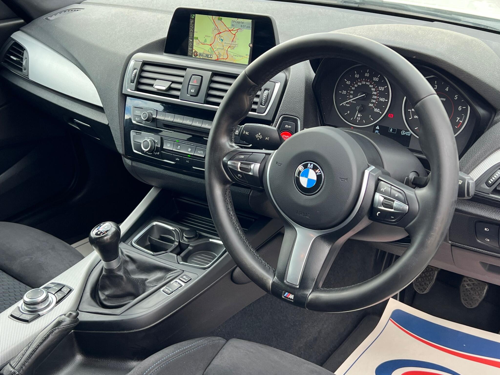 BMW 1 Series view 3