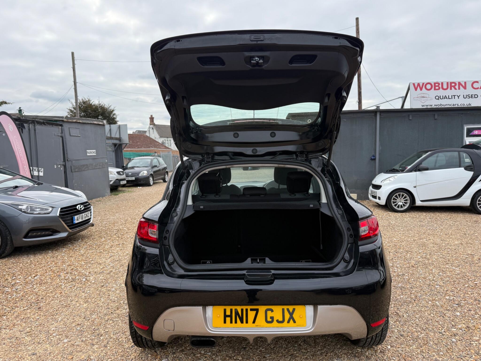 Renault Clio view 8