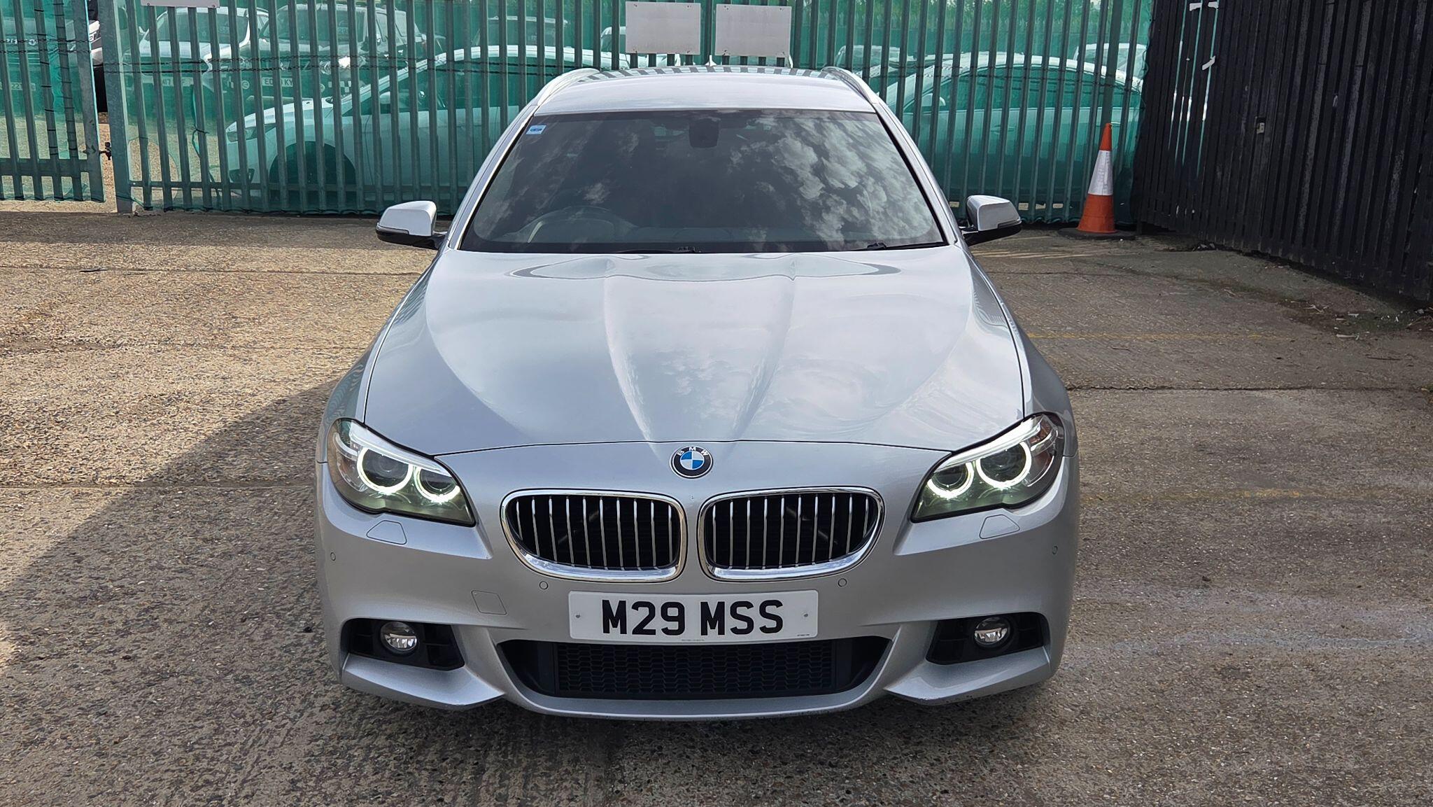 BMW 5 Series view 3