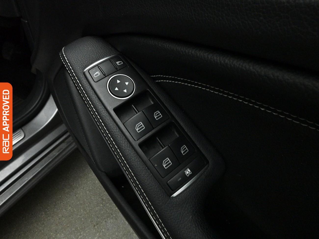 Mercedes-Benz A-Class view 25