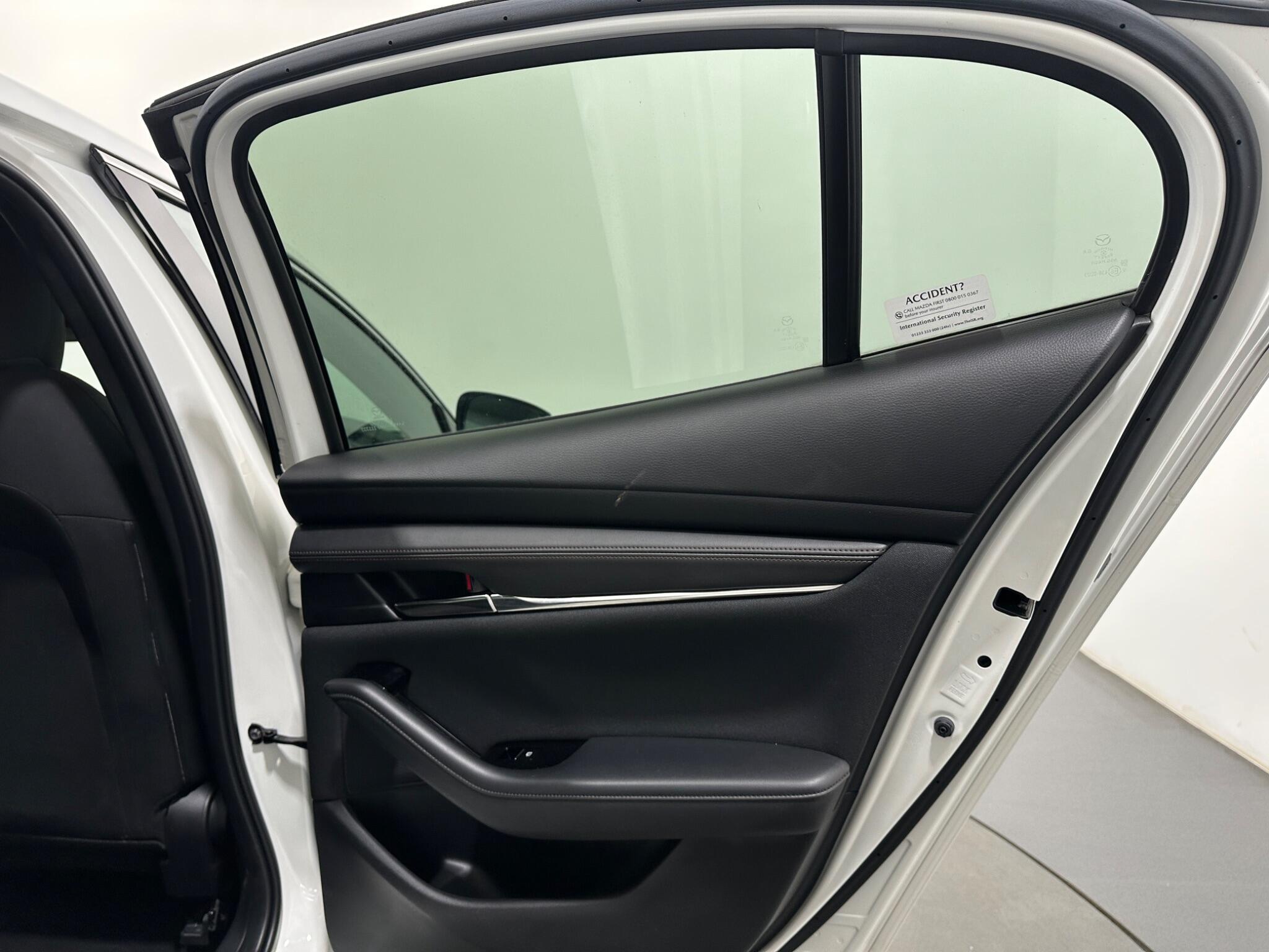 Mazda Mazda3 view 42