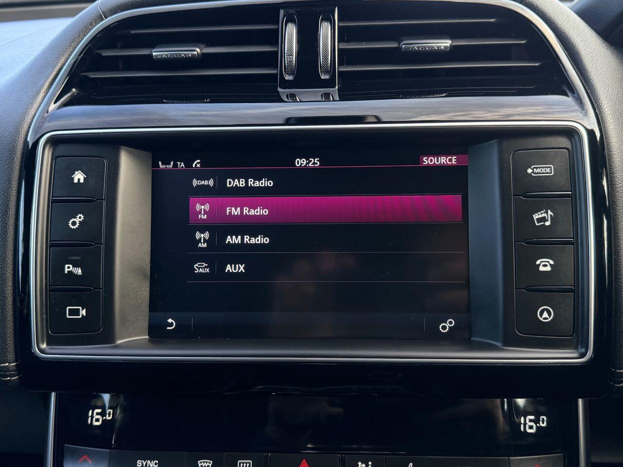 Jaguar Xe view 45