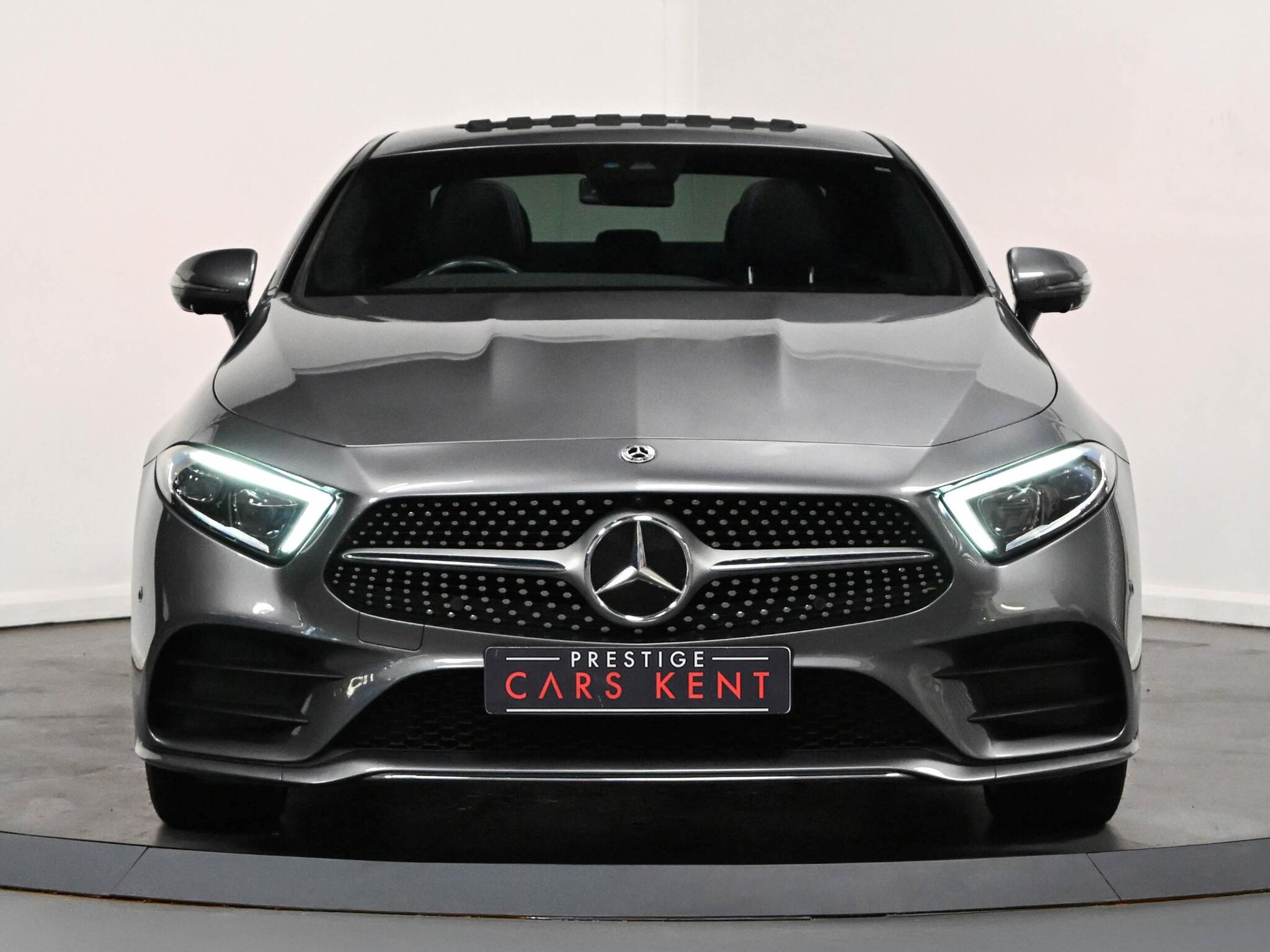 Mercedes-Benz CLS view 23