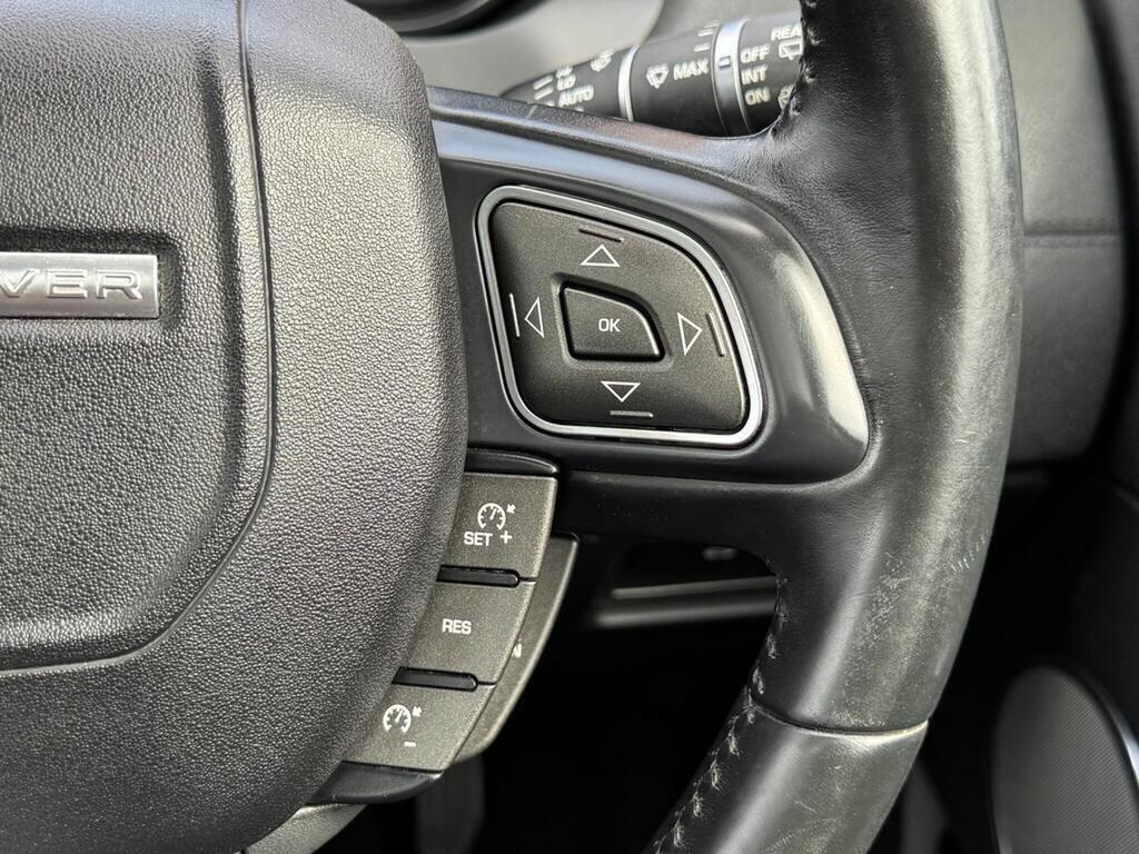 Land Rover Range Rover Evoque view 28