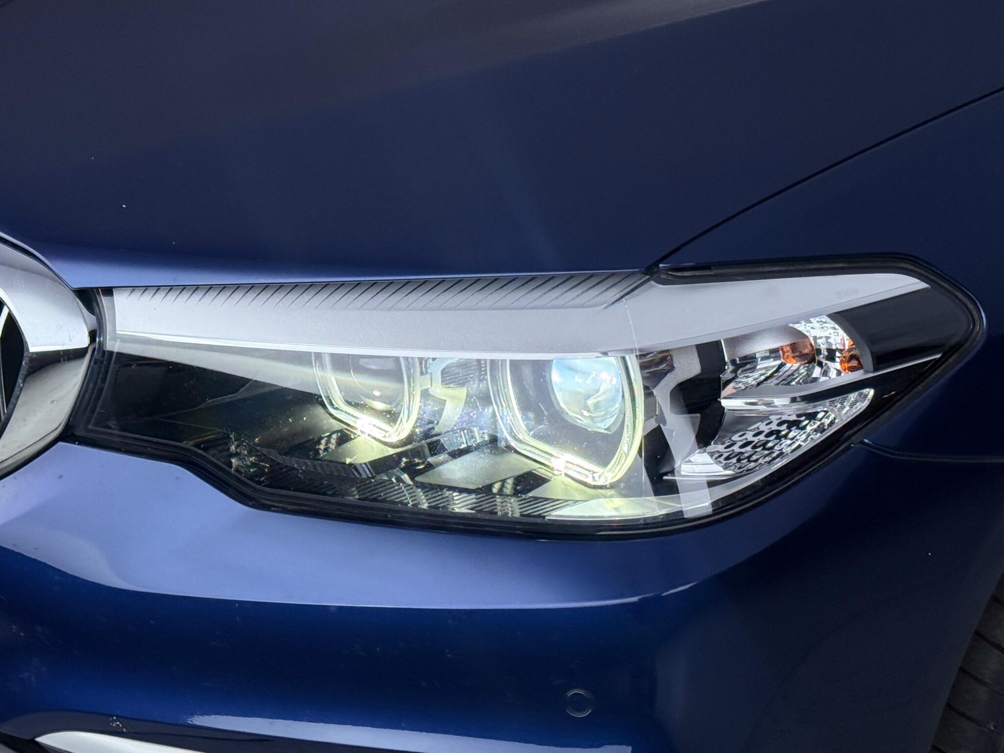 BMW 5 Series view 13