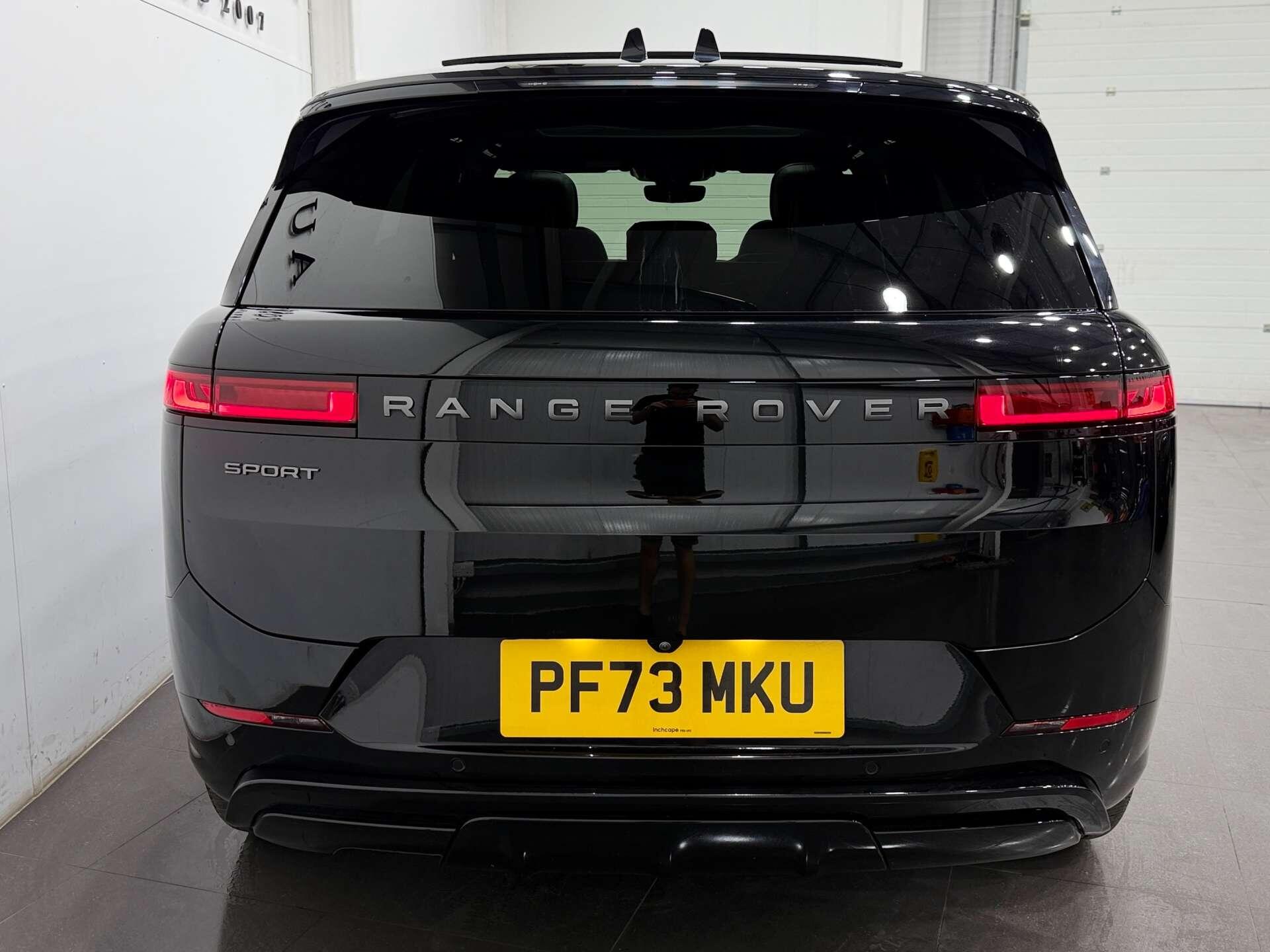 Land Rover Range Rover Sport view 6