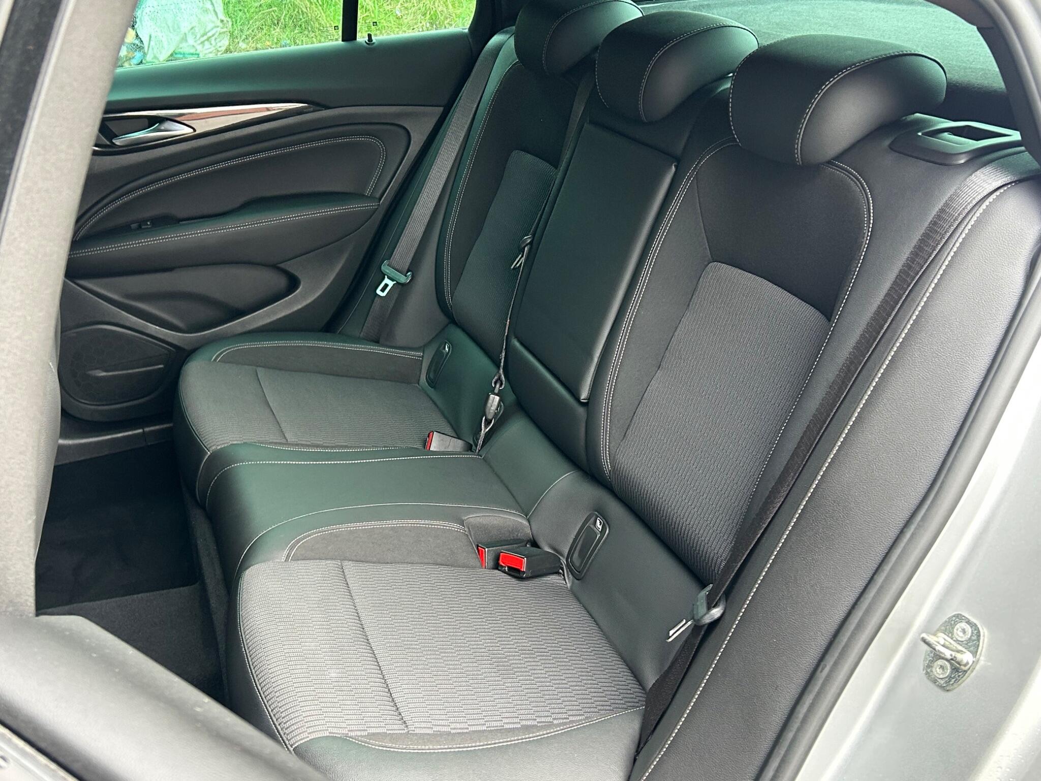 Vauxhall Insignia view 19