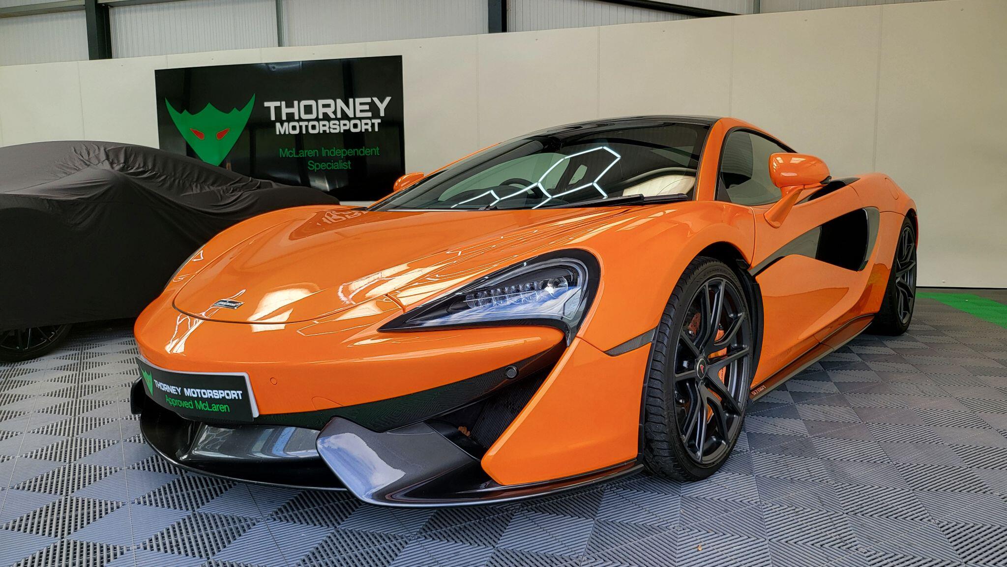 McLaren 570GT