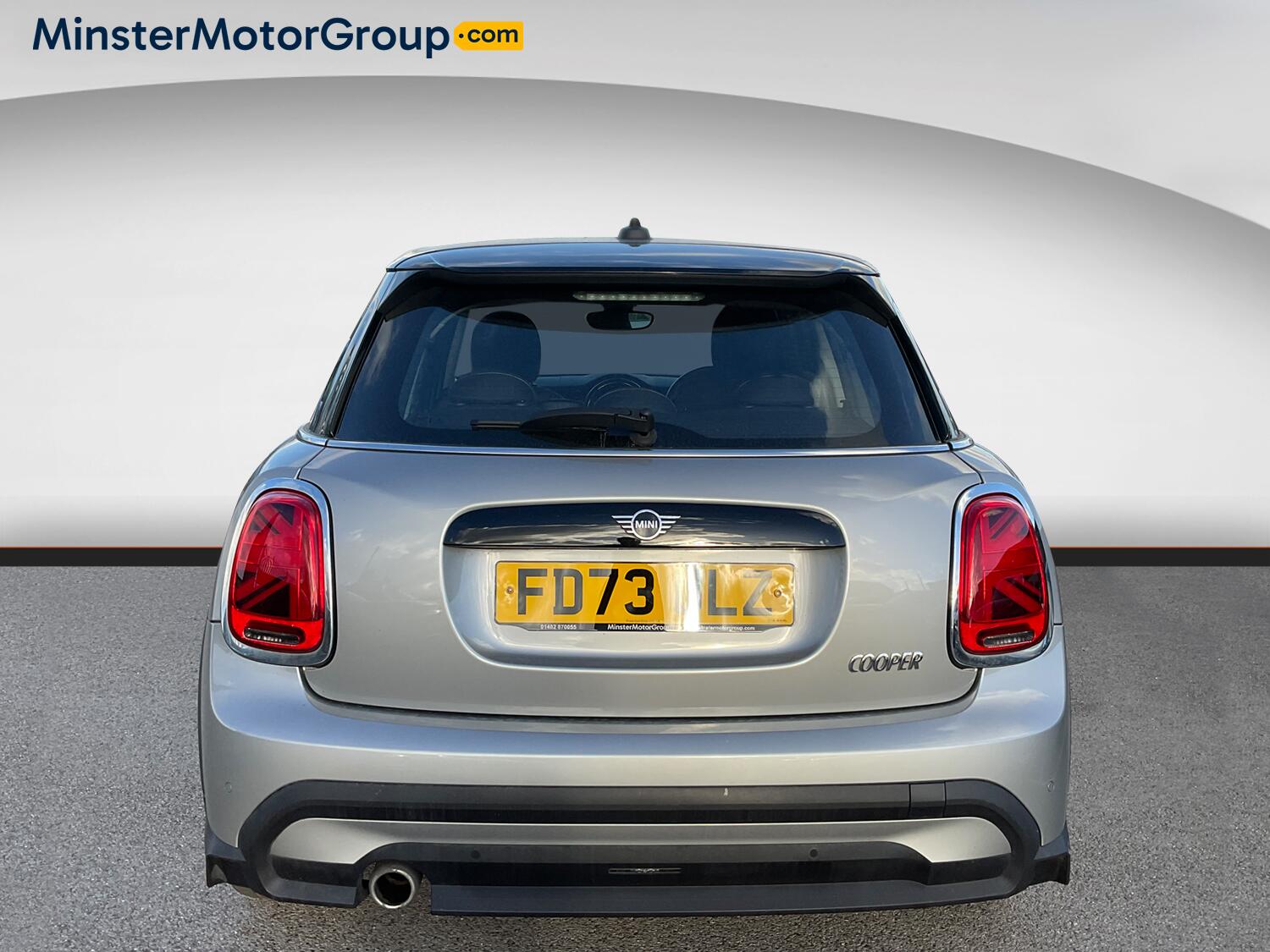 Mini Hatch view 3