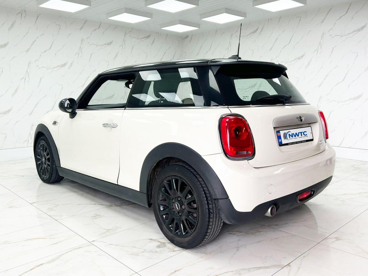 Mini Hatch view 12