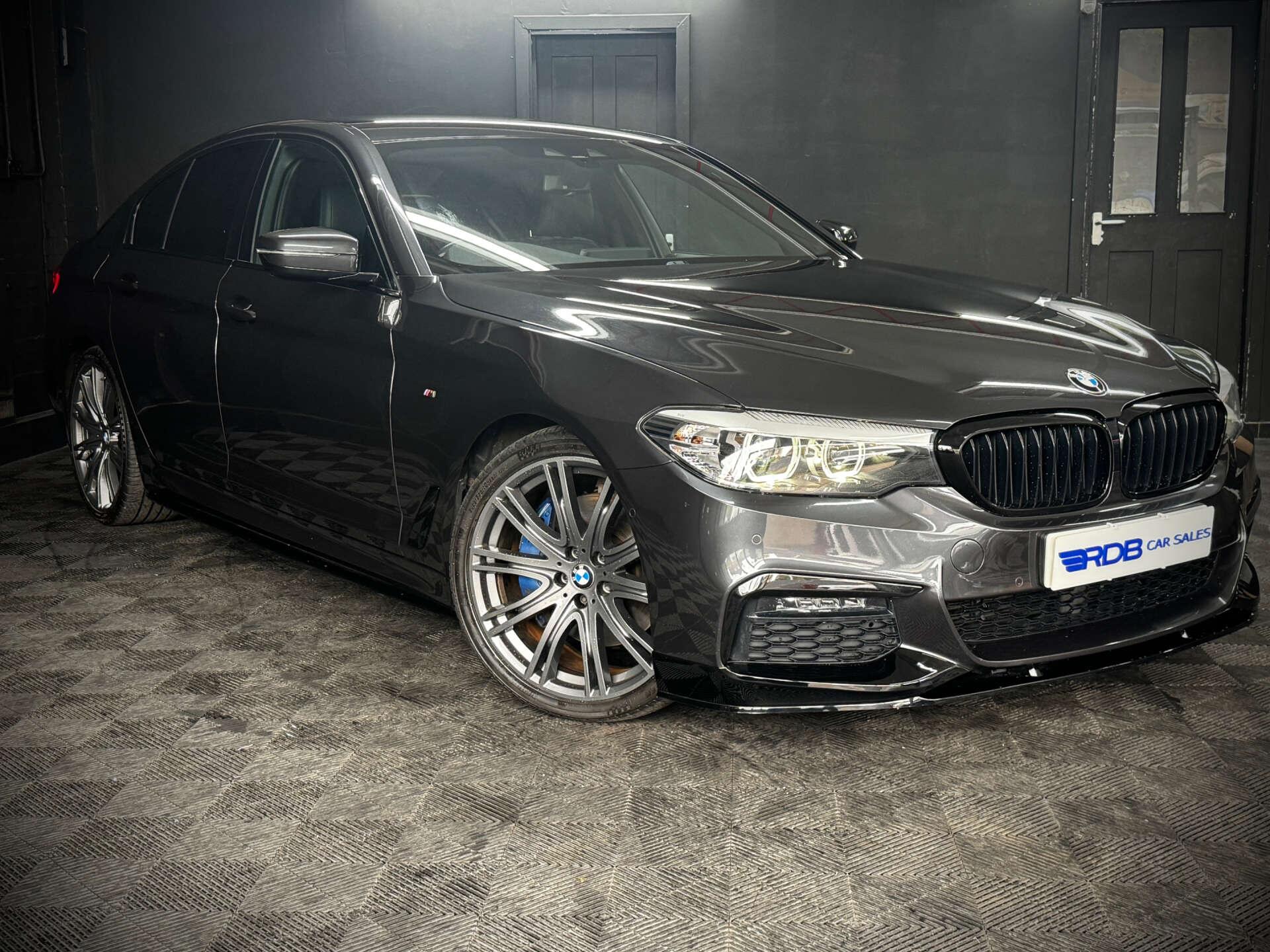 BMW 5 Series view 8