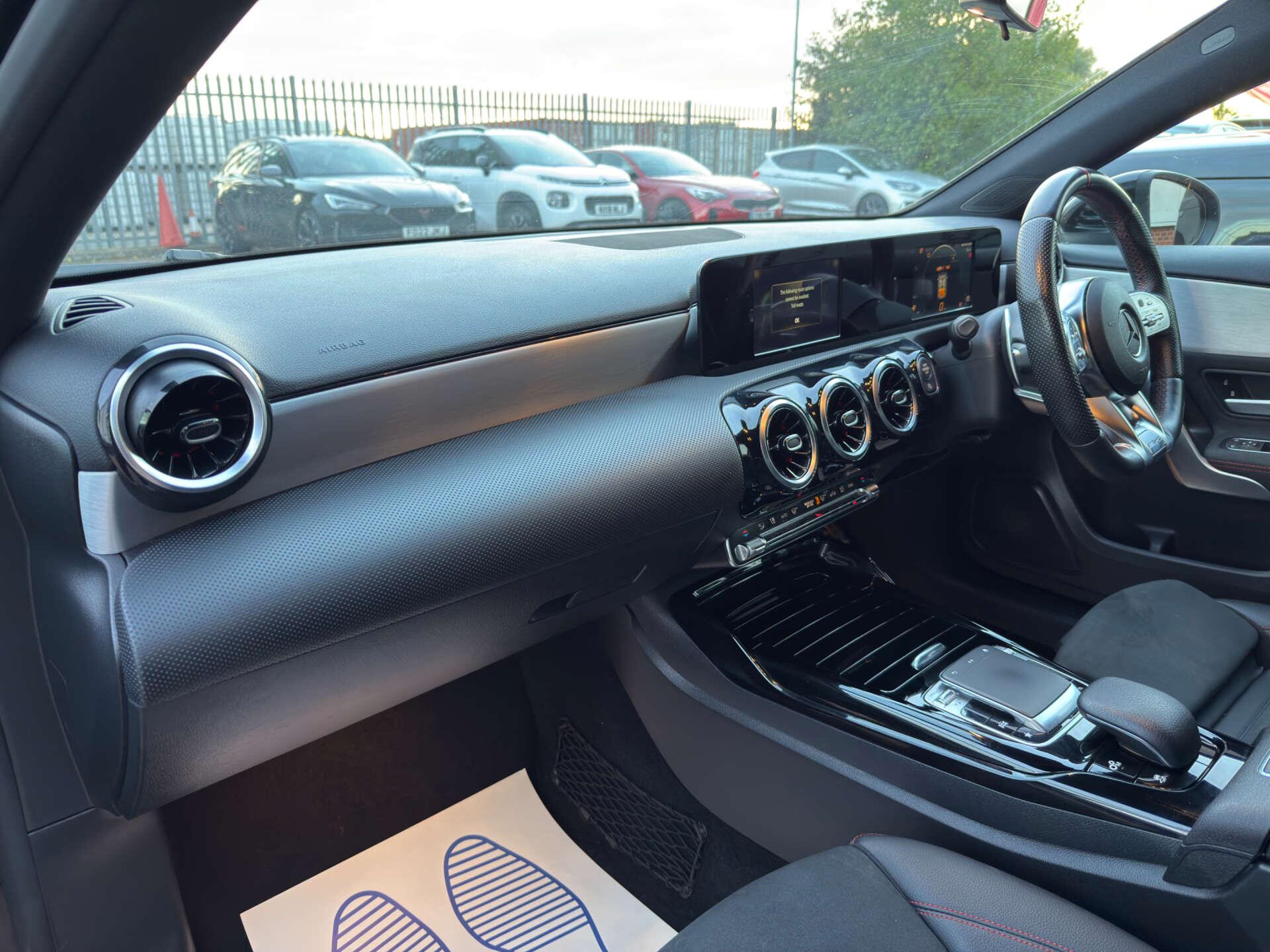 Mercedes-Benz A-Class view 36