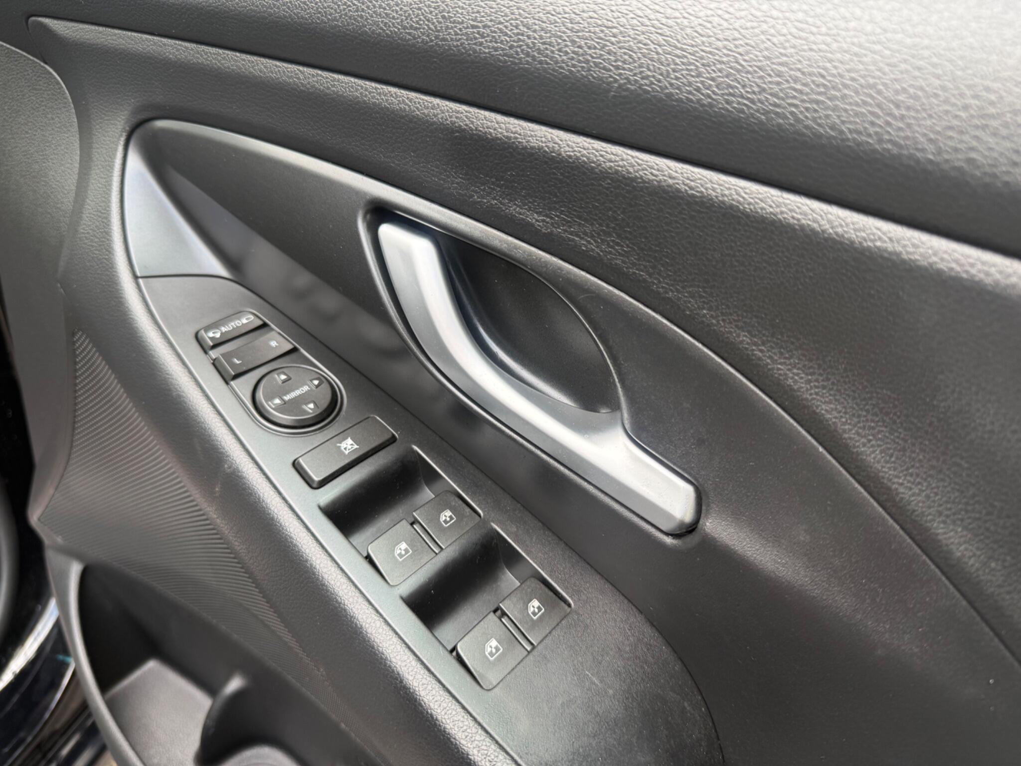 Hyundai i30 view 31