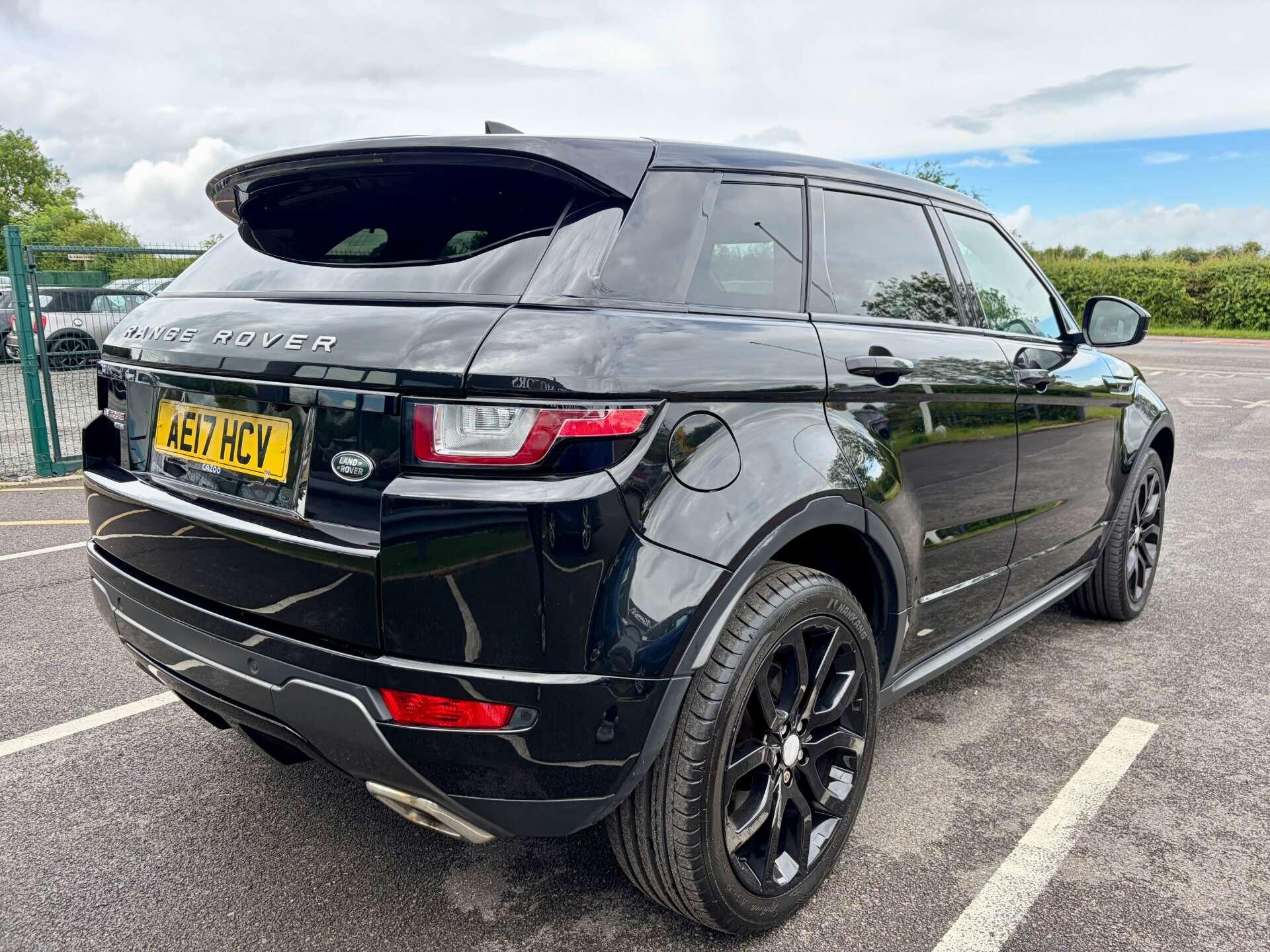 Land Rover Range Rover Evoque view 8