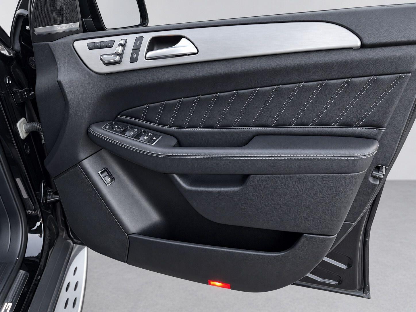 Mercedes-Benz Gle view 17