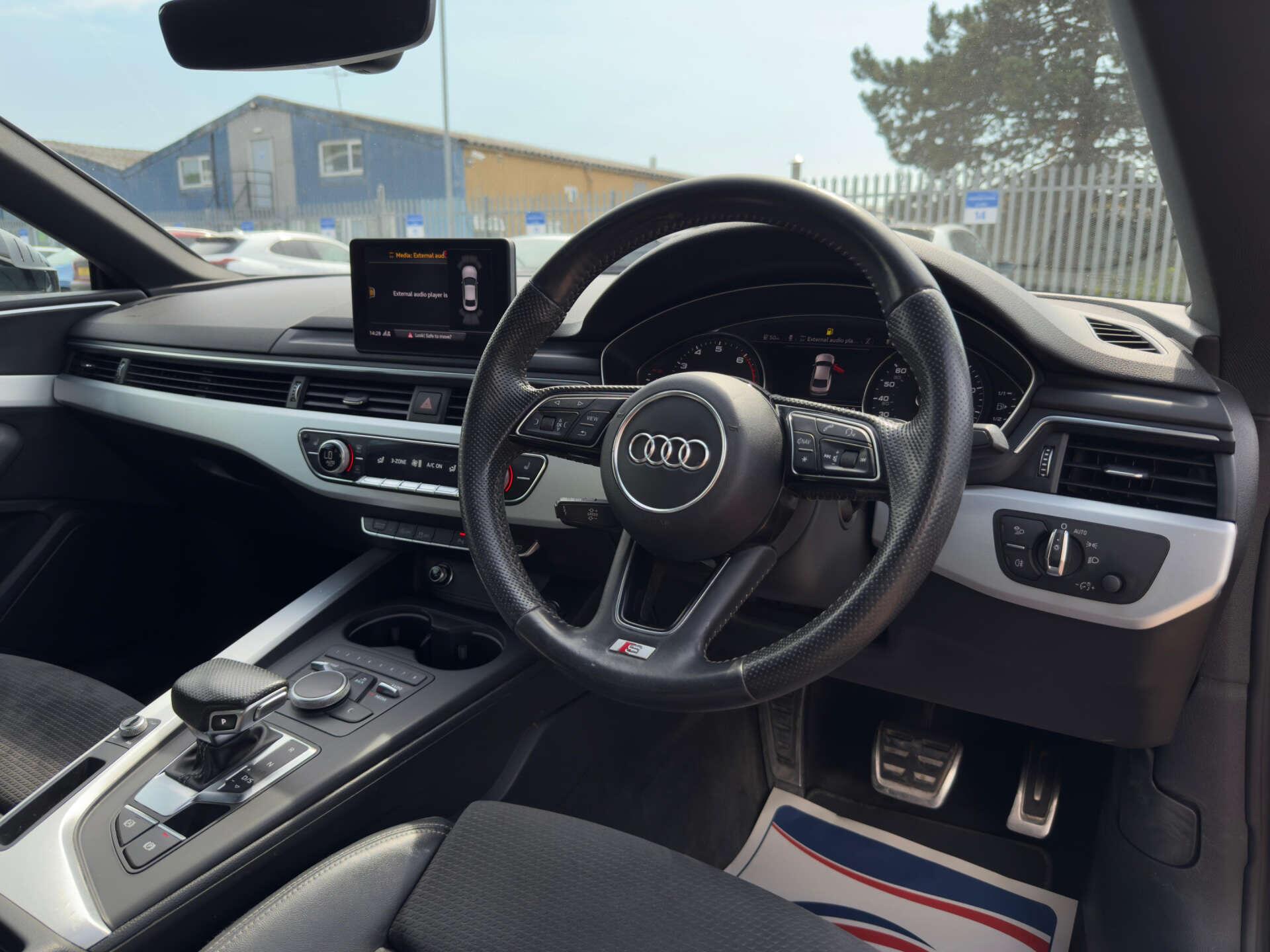 Audi A5 view 15
