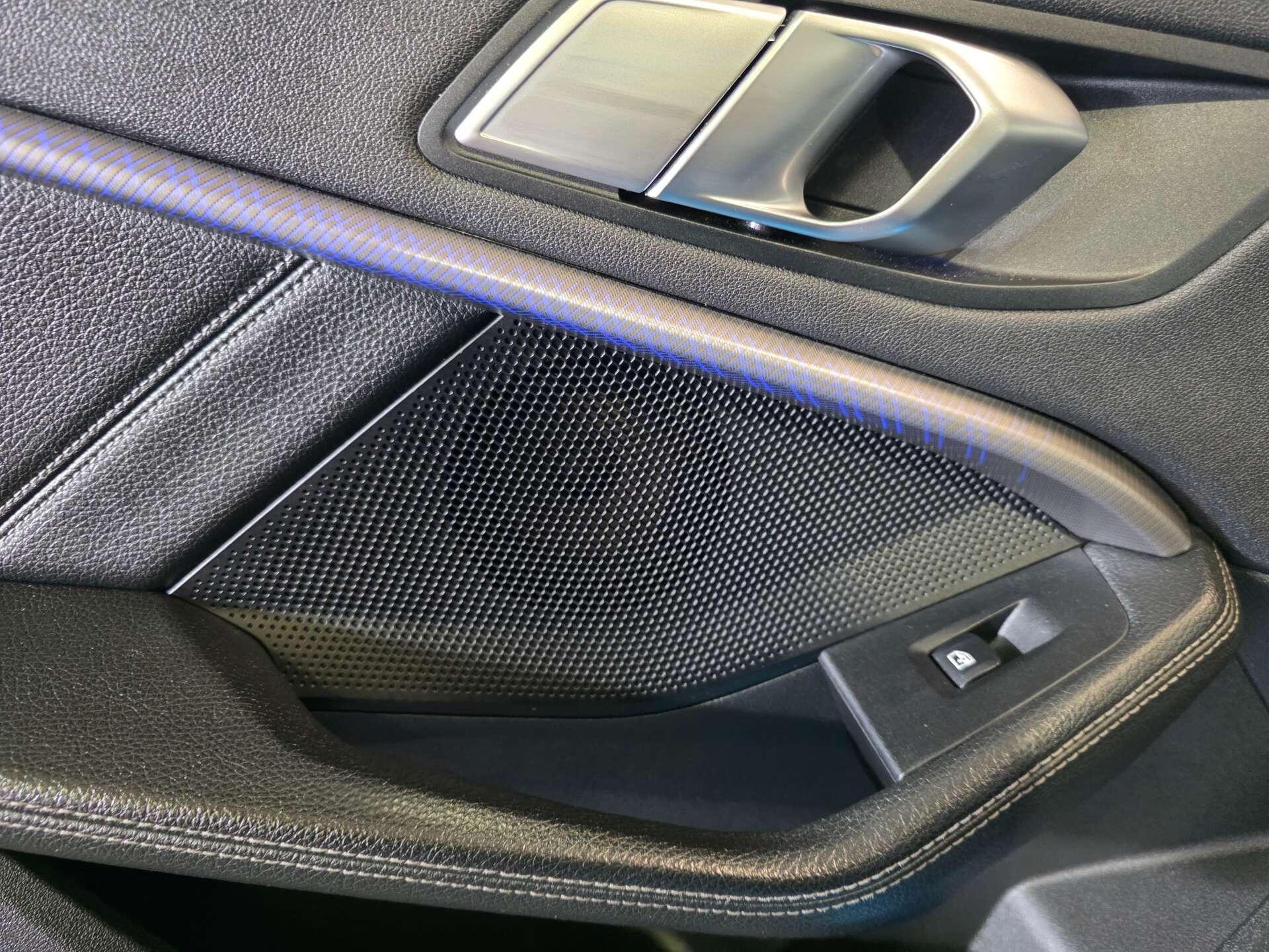 BMW 2 Series view 54