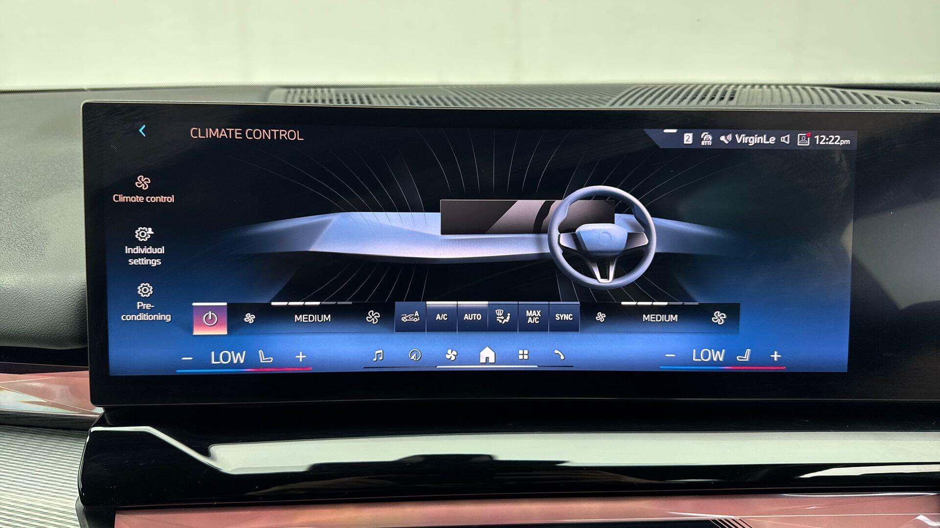 BMW i5 view 26