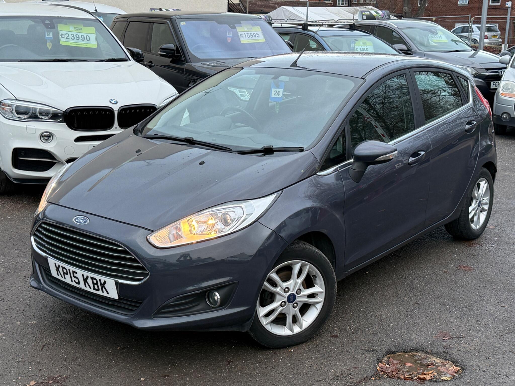 Ford Fiesta - Image 10