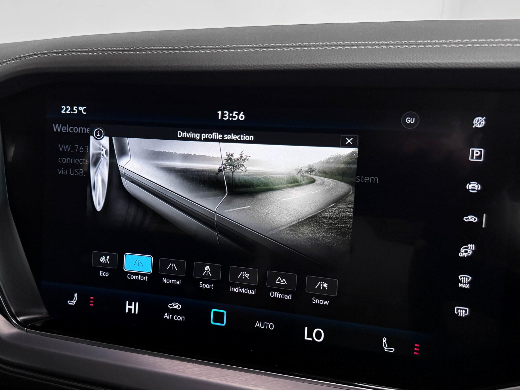Volkswagen Touareg view 68