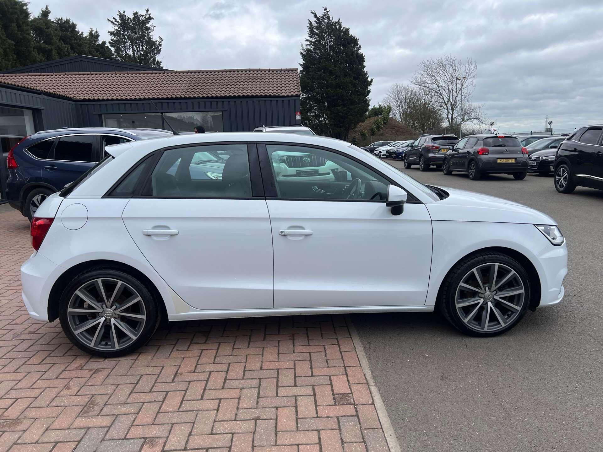 Audi A1 view 6