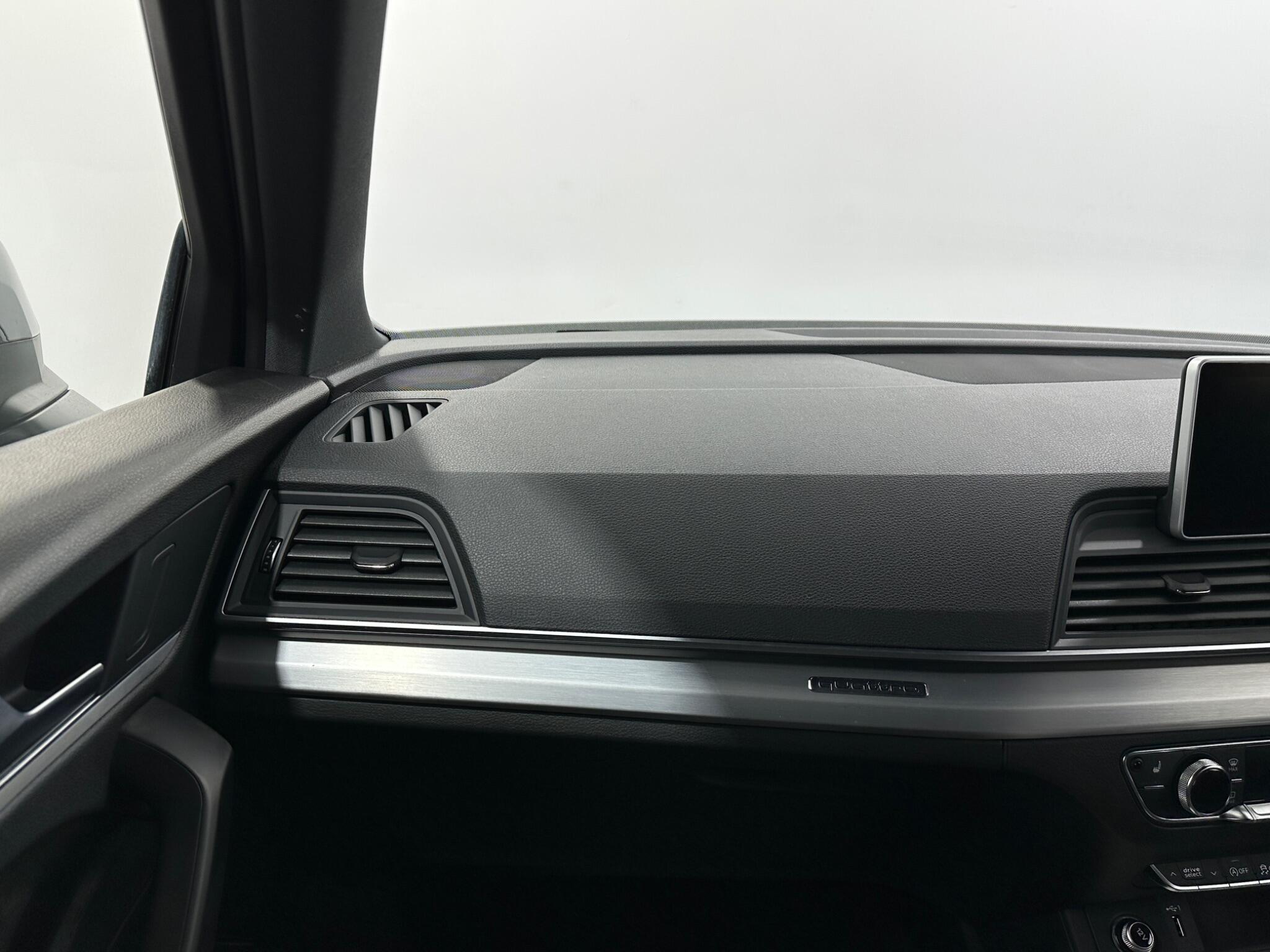 Audi Audi Q5 view 30