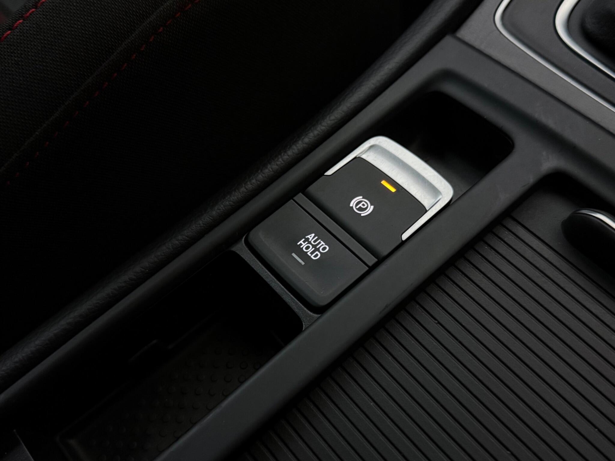Volkswagen Golf view 23