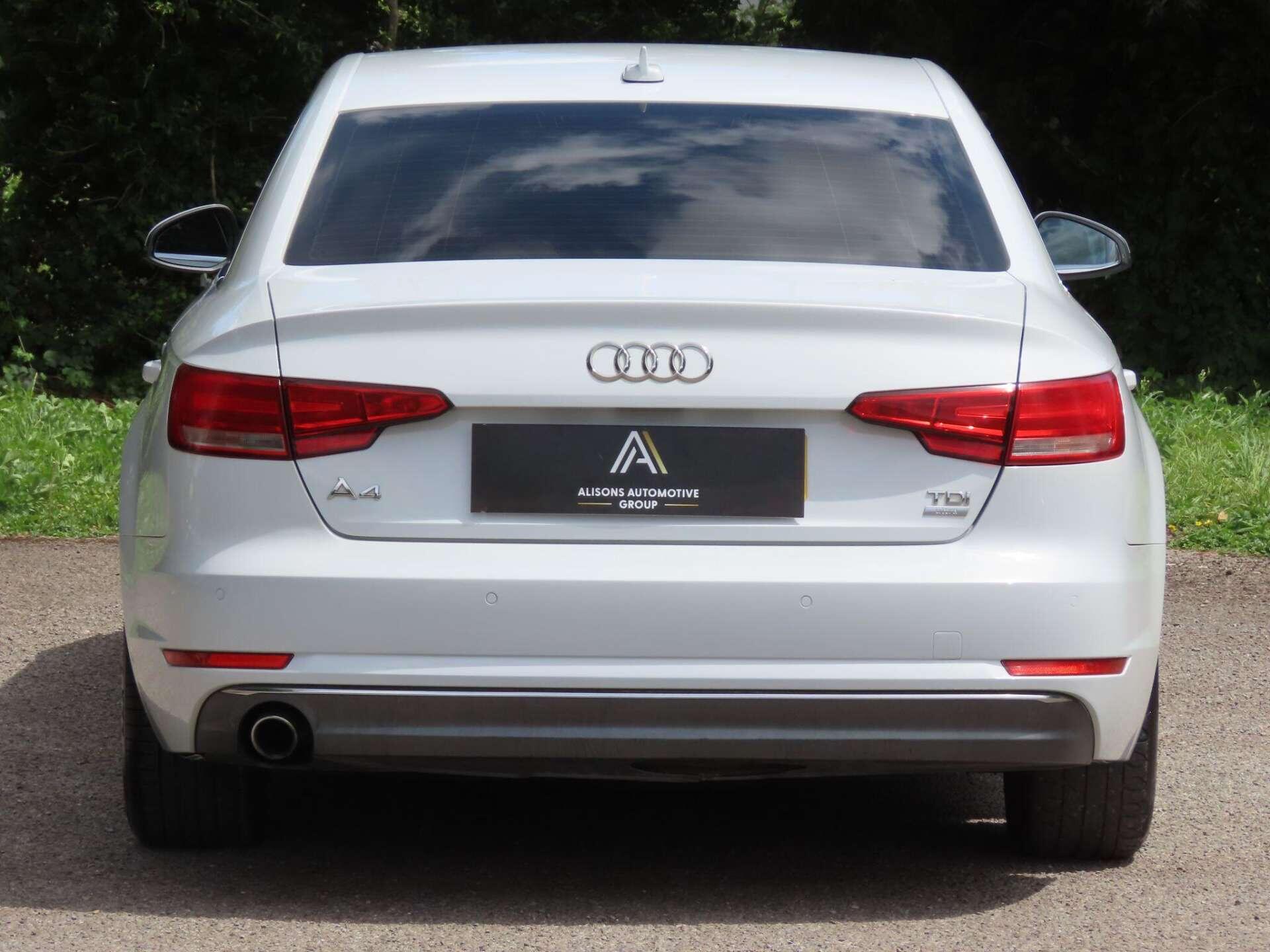 Audi A4 view 5