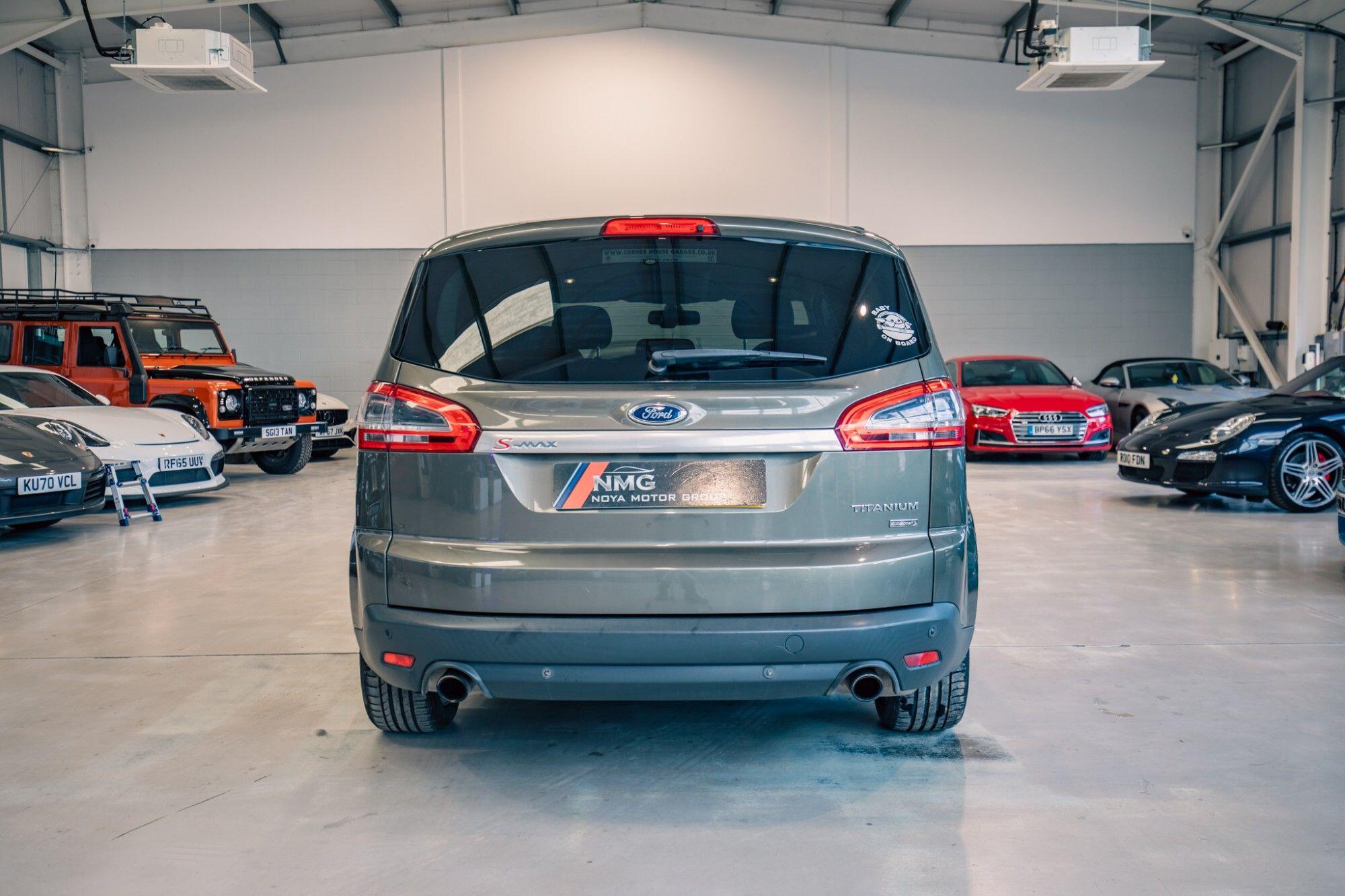 Ford S-Max view 29