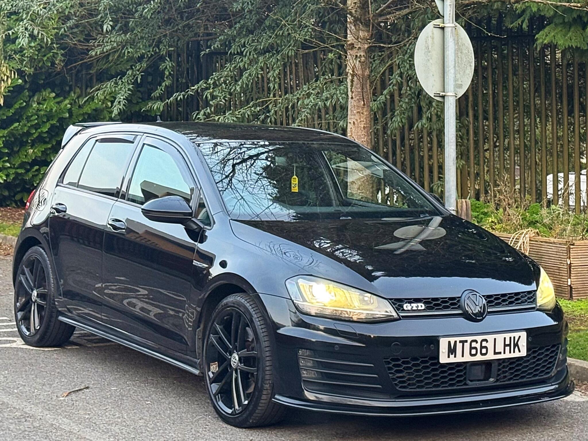 2016 Volkswagen Golf 2.0 TDI BlueMotion Tech GTD DSG Euro 6 (s/s) 5dr image 6