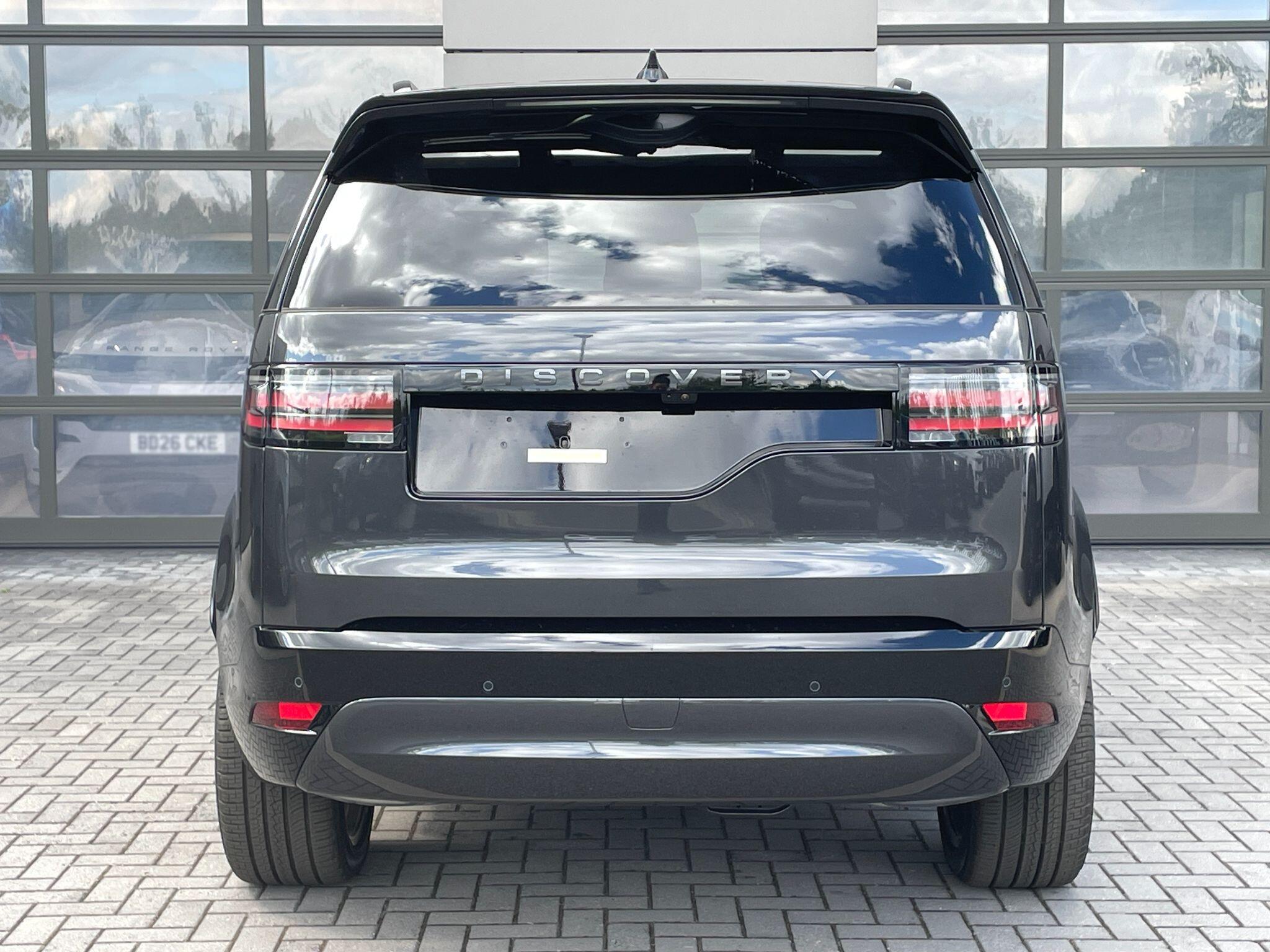 Land Rover Discovery view 7