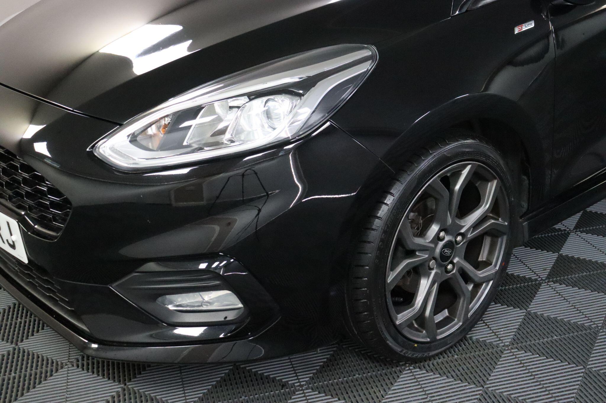 Ford Fiesta view 31