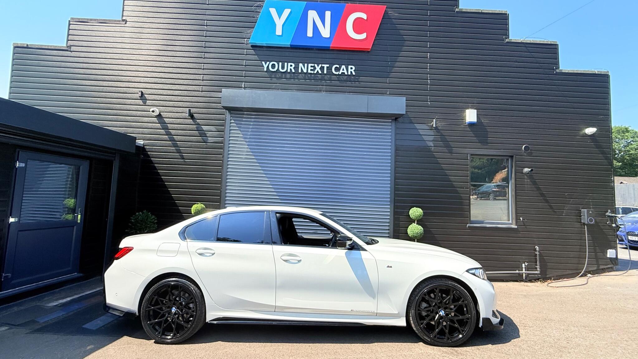 BMW 3 Series view 7
