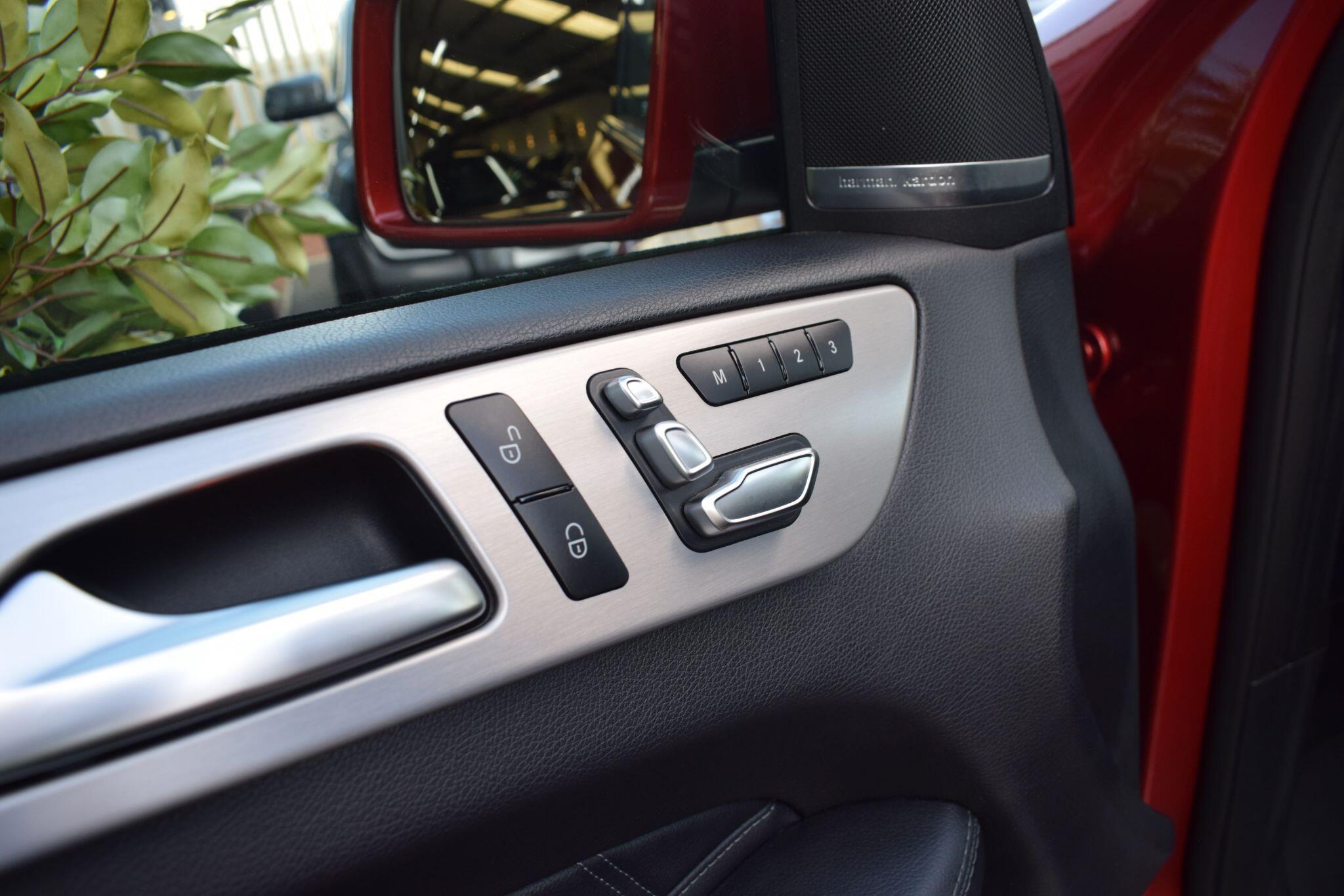 Mercedes-Benz GLE view 12