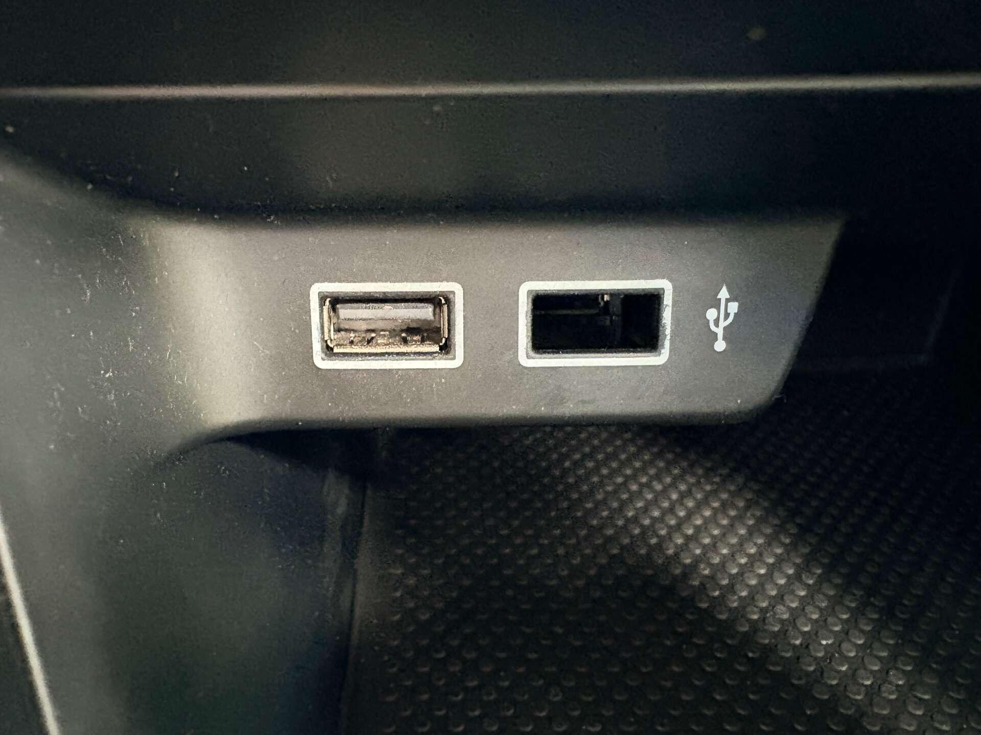 Volkswagen Polo view 12