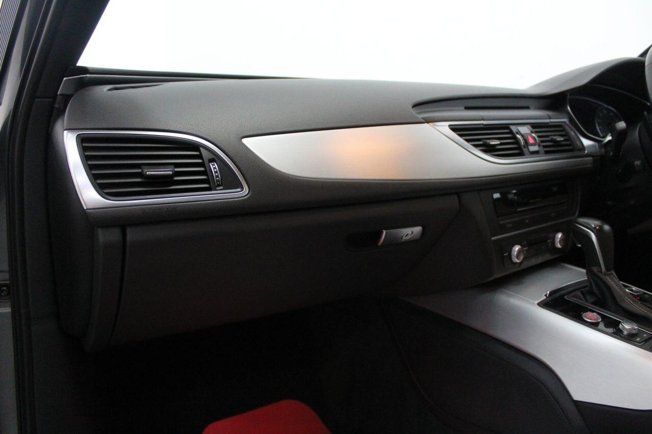 Audi A6 view 31