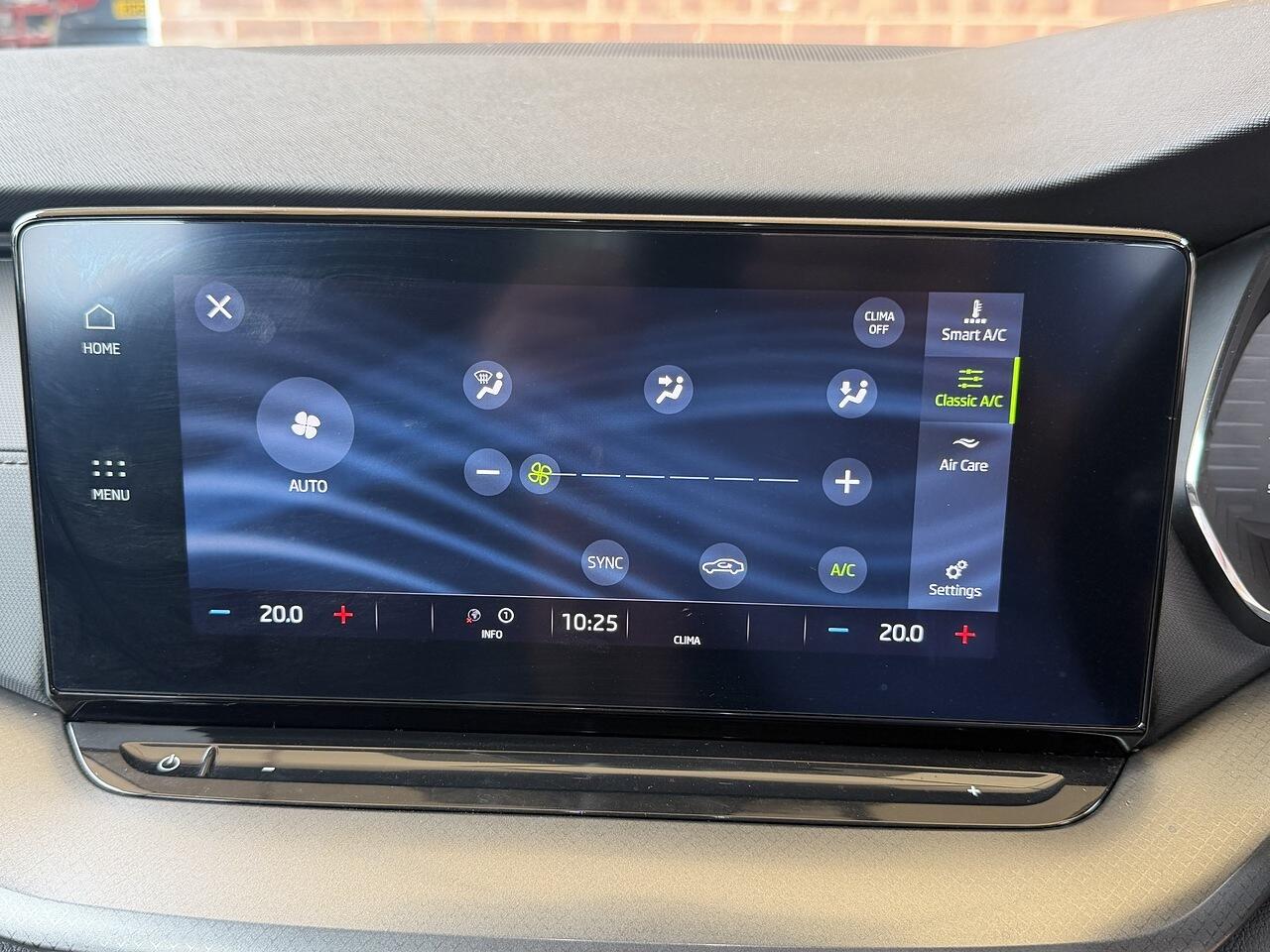 Skoda Octavia view 23