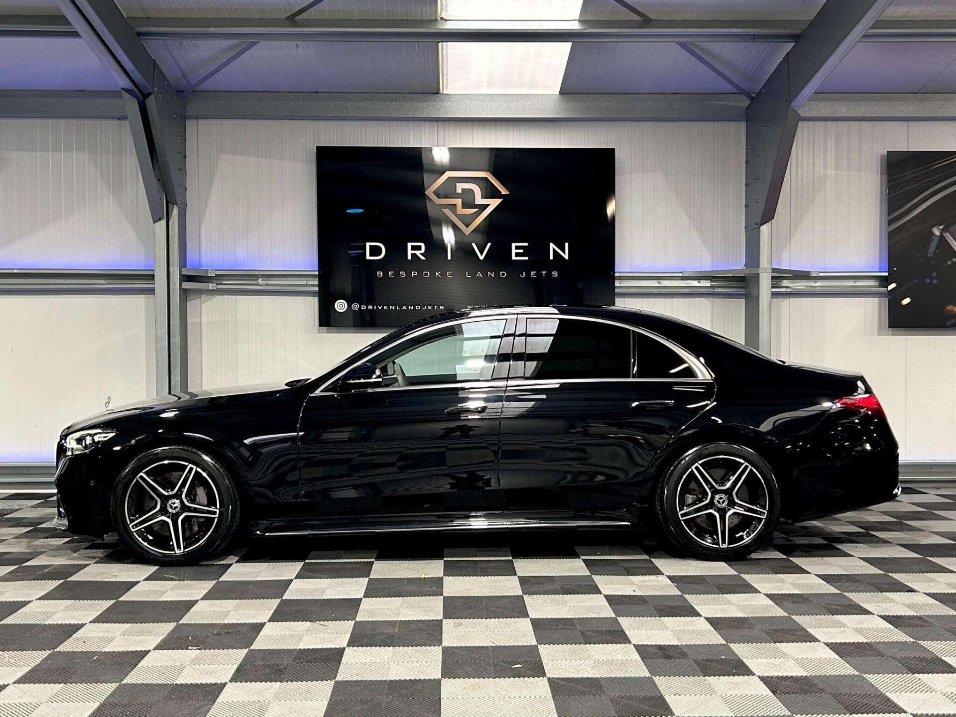 Mercedes-Benz S Class view 11