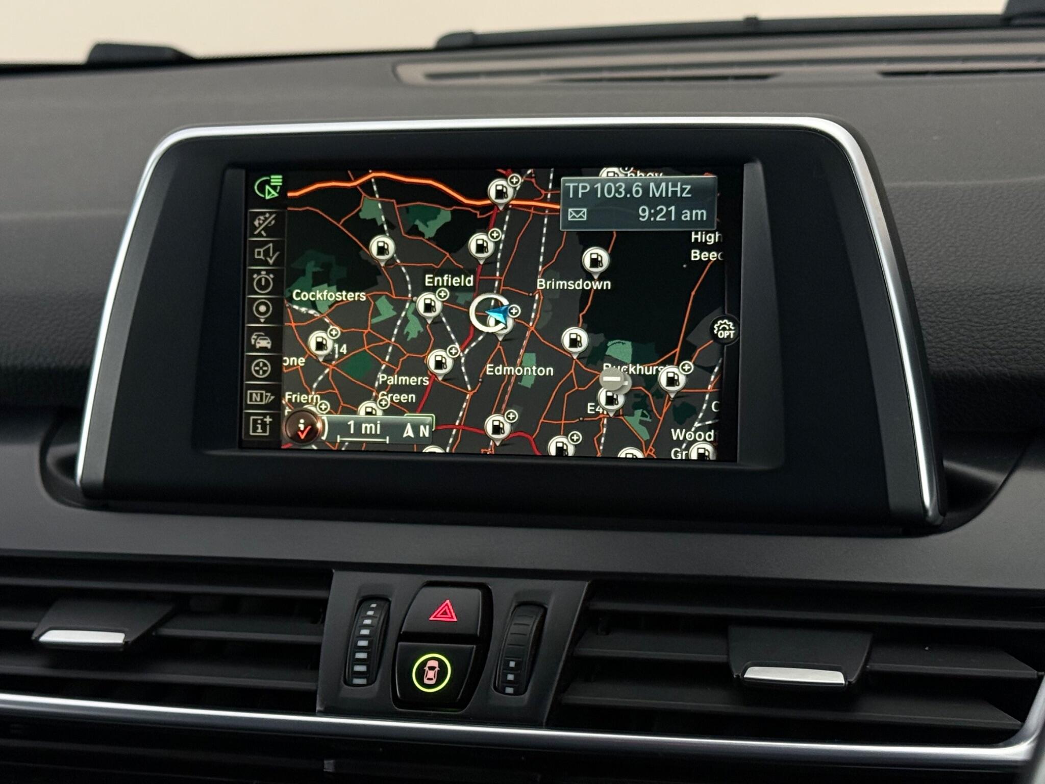 BMW 2 Series view 25