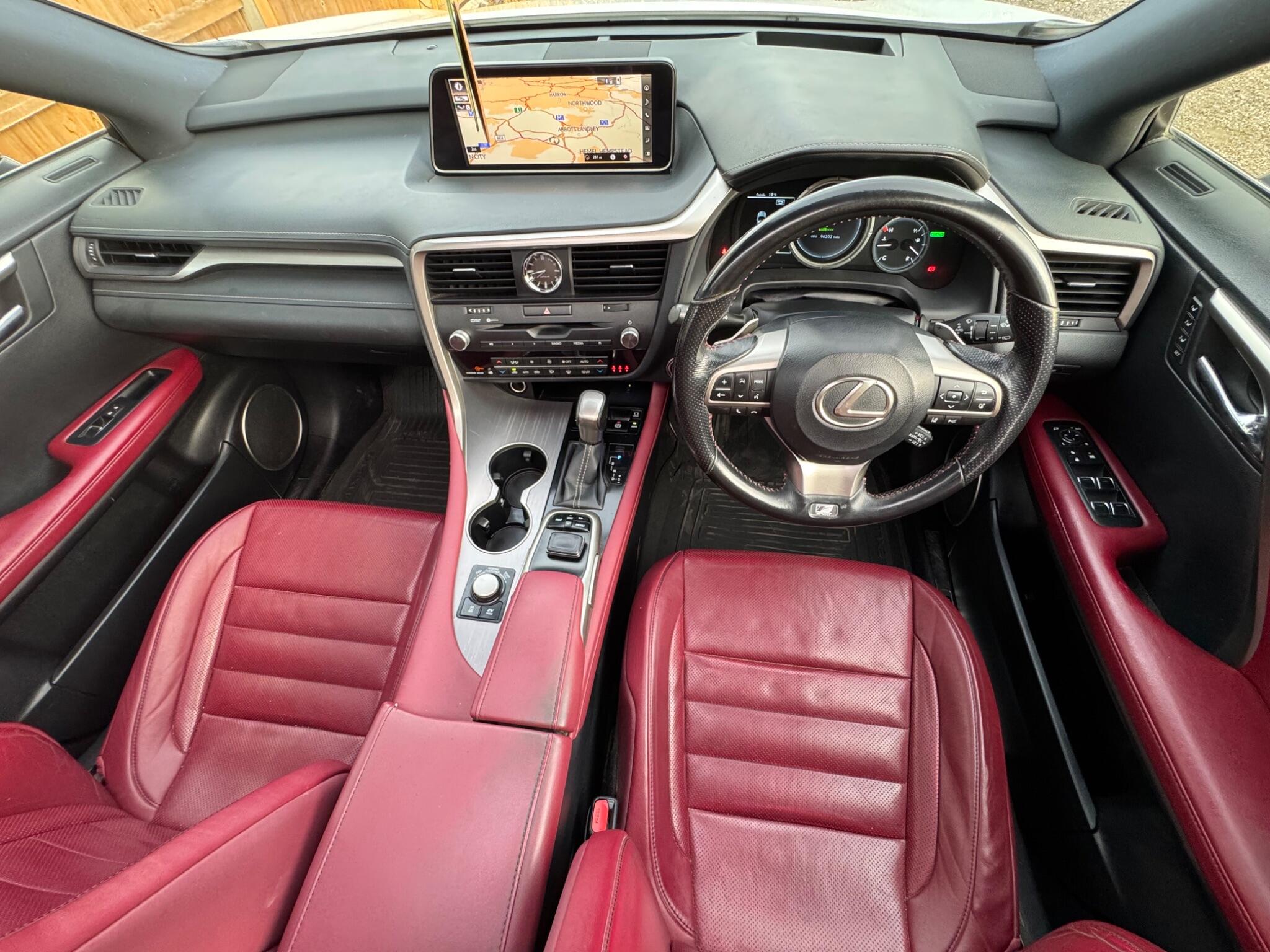 Lexus RX view 18