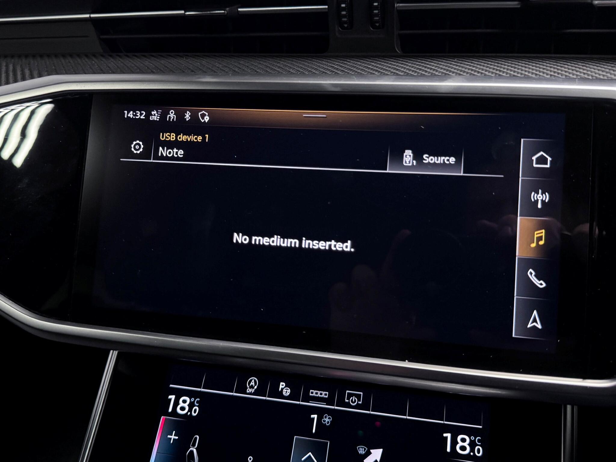 Audi A6 view 38