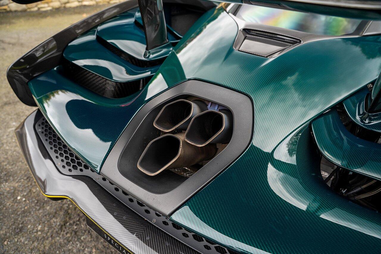 Mclaren Senna view 105