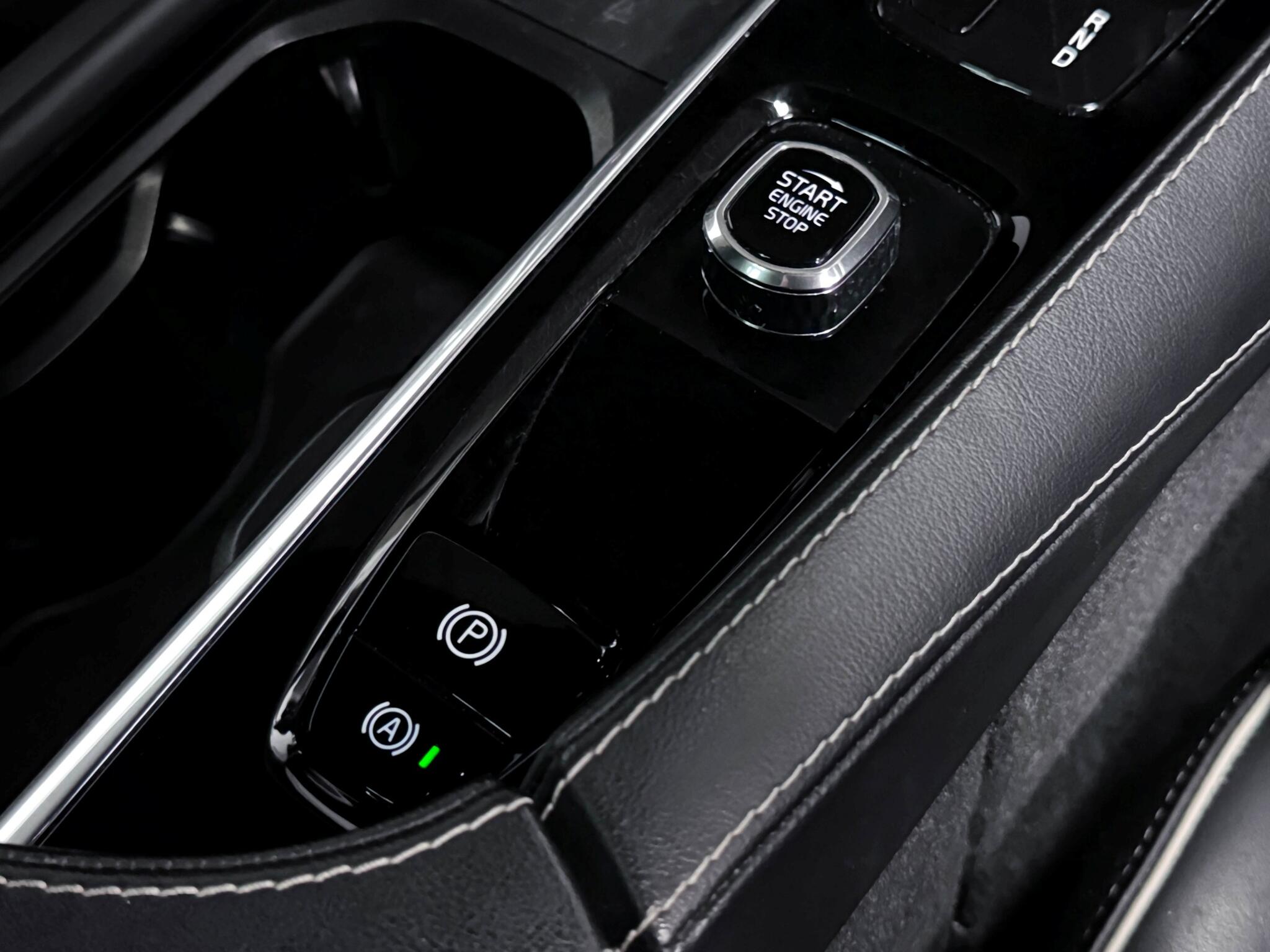 Volvo XC90 view 37
