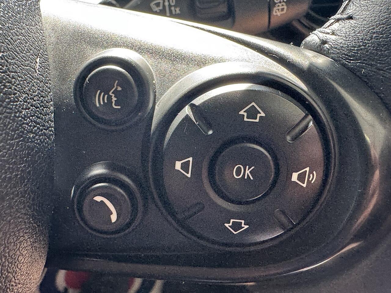 Mini Cooper view 20