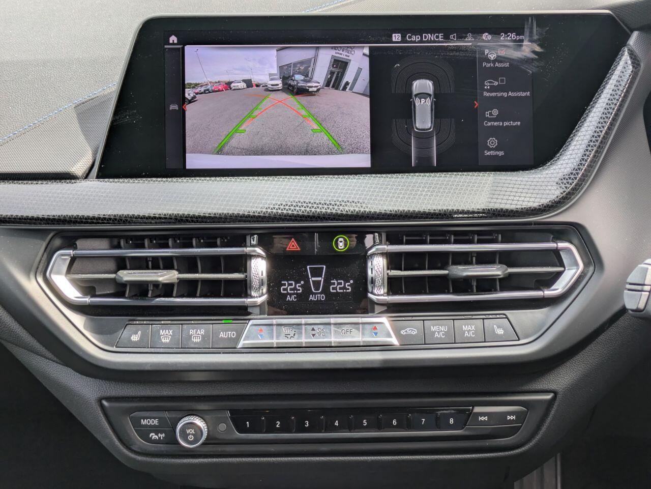 BMW 1 Series view 11