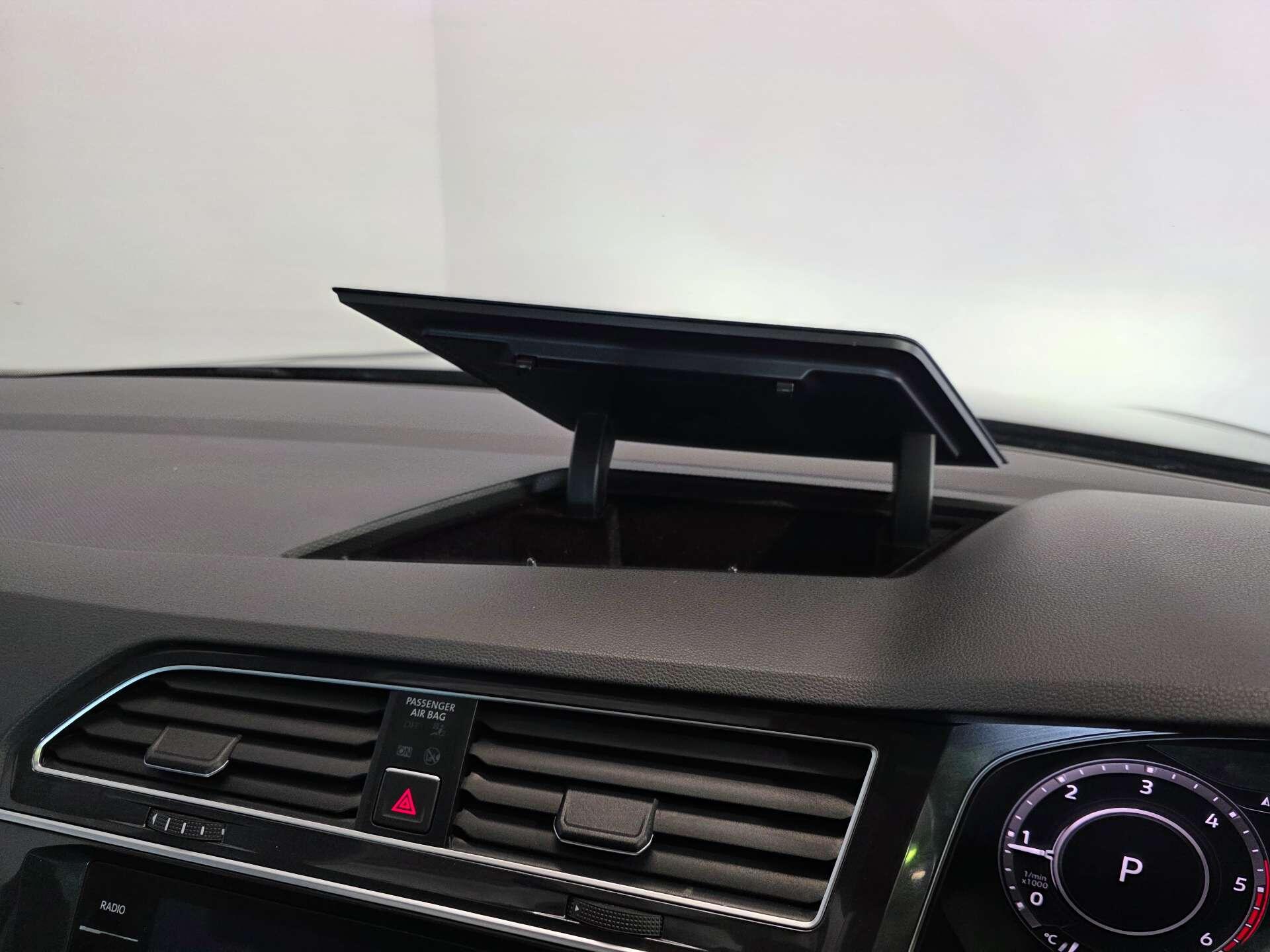 Volkswagen Tiguan view 29